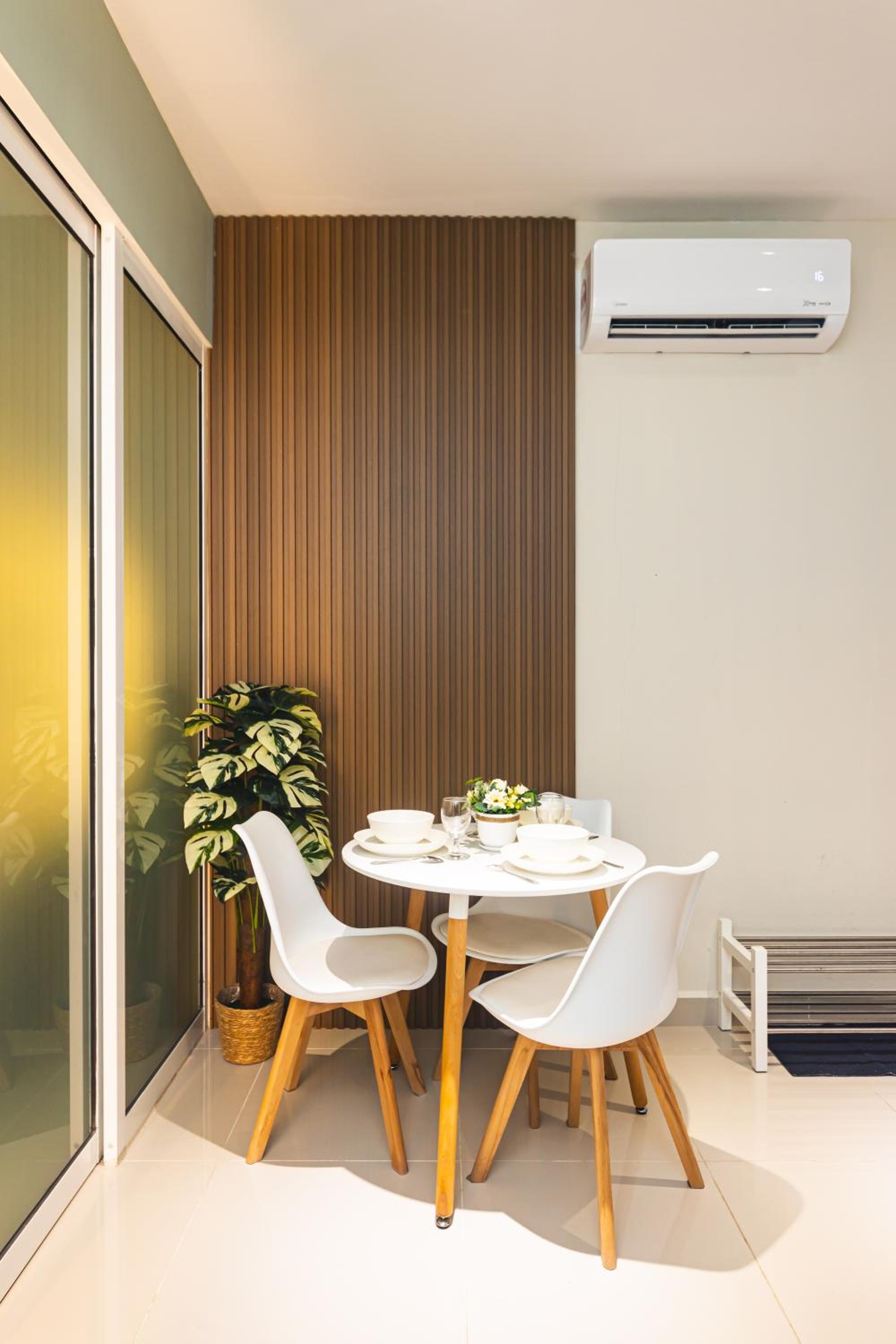 5StarPanda Seaview Suites at The Shore Kota Kinabalu