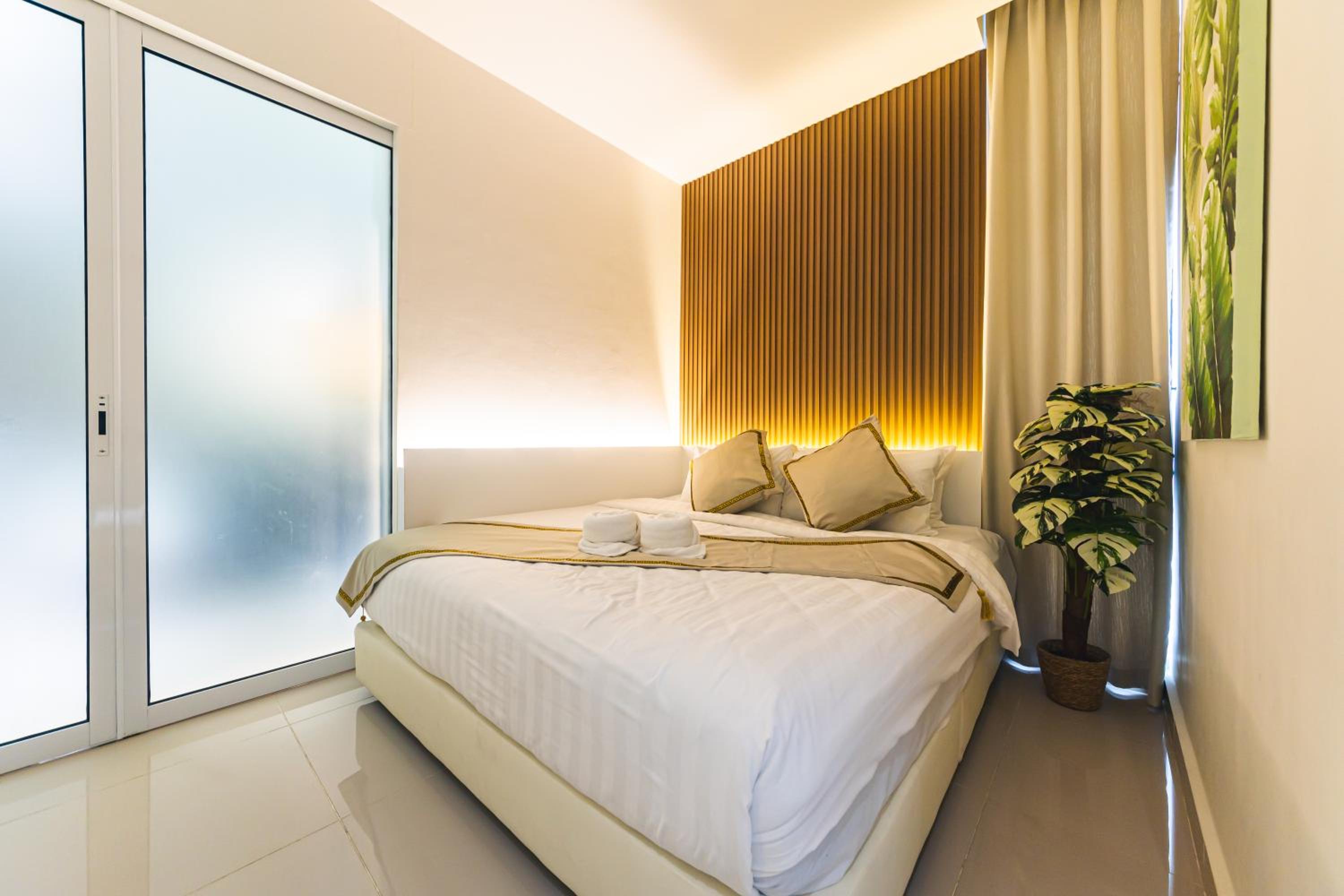 5StarPanda Seaview Suites at The Shore Kota Kinabalu