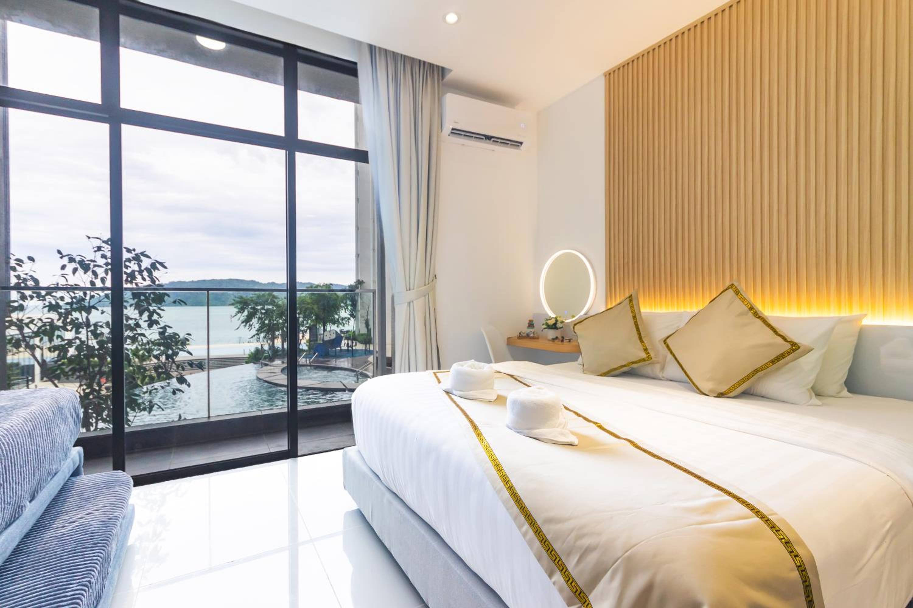 5StarPanda Seaview Suites at The Shore Kota Kinabalu