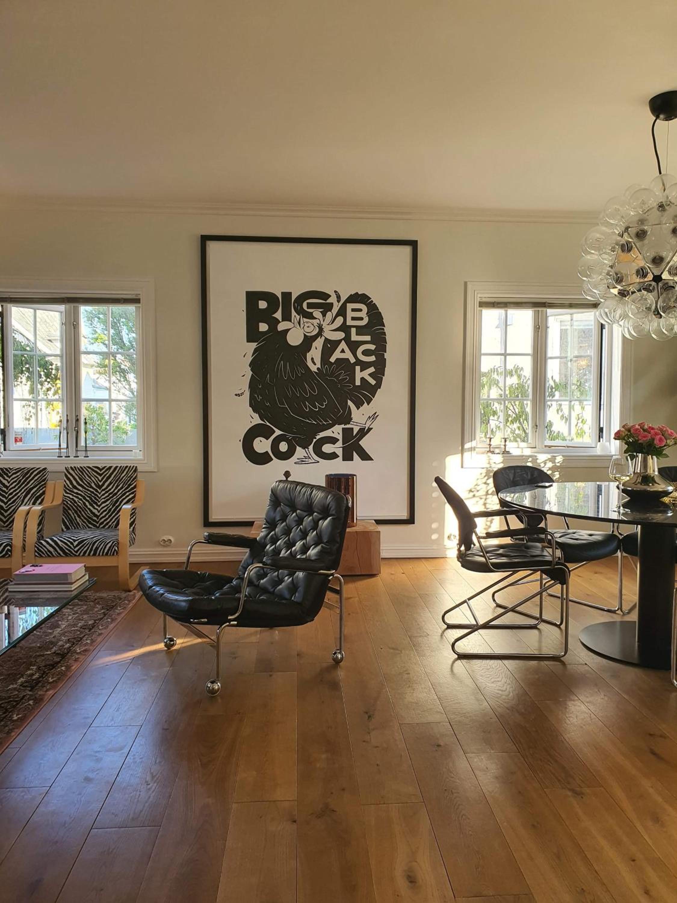 Art filled townhouse in the center of Stavanger view 3