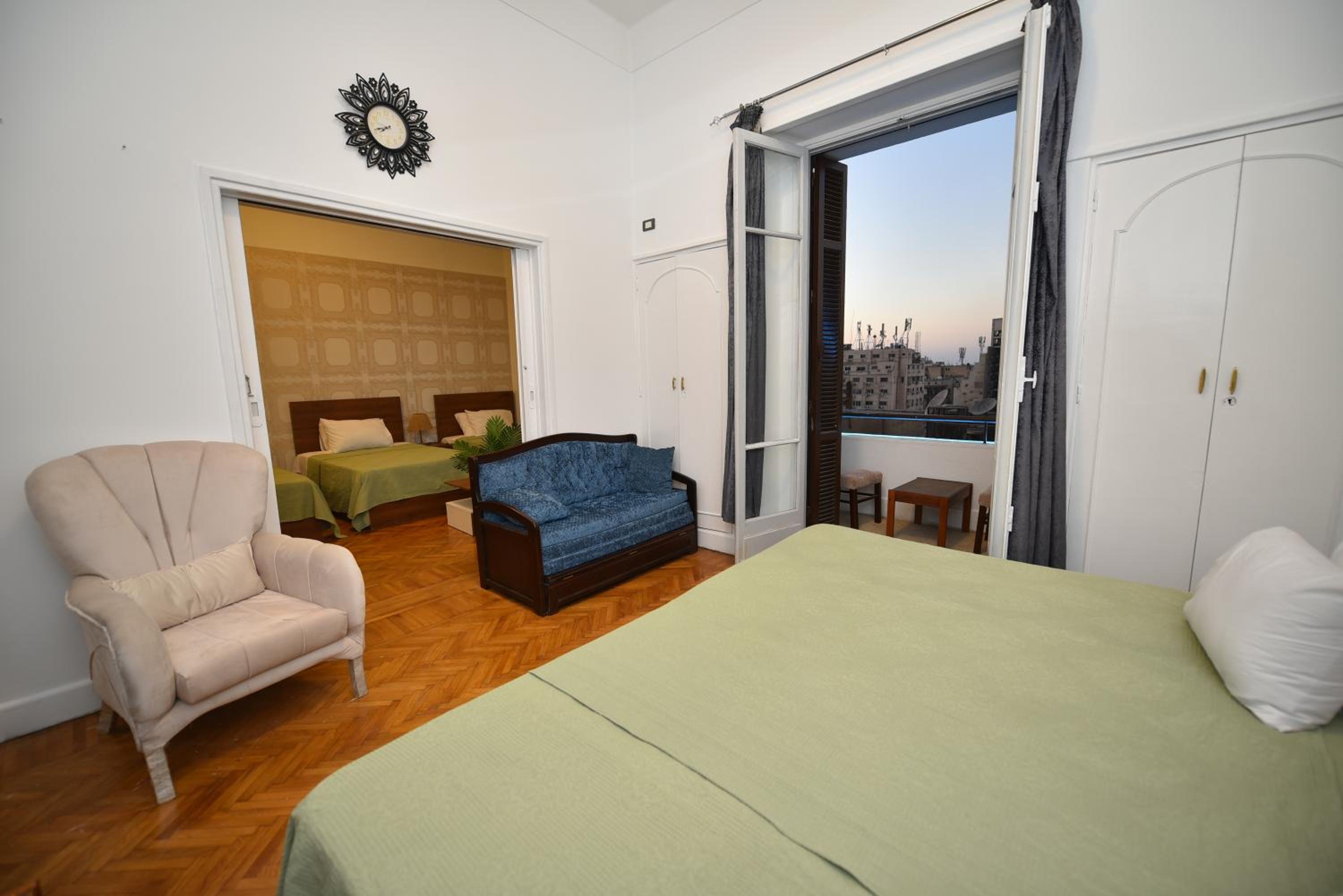 hotel room