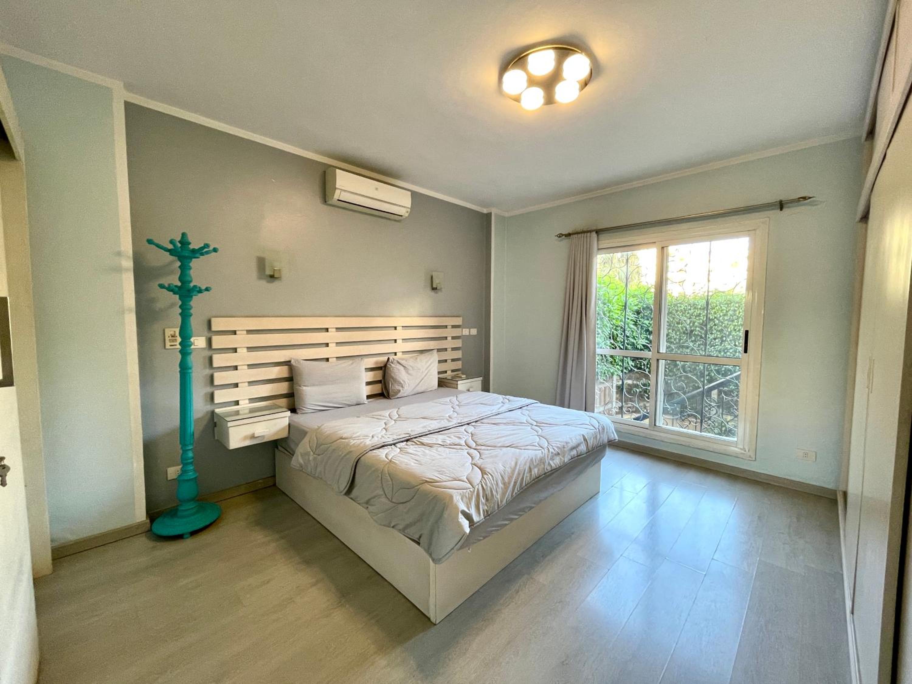 2BR Apartment with Private Garden in Downtown Rehab Near Malls