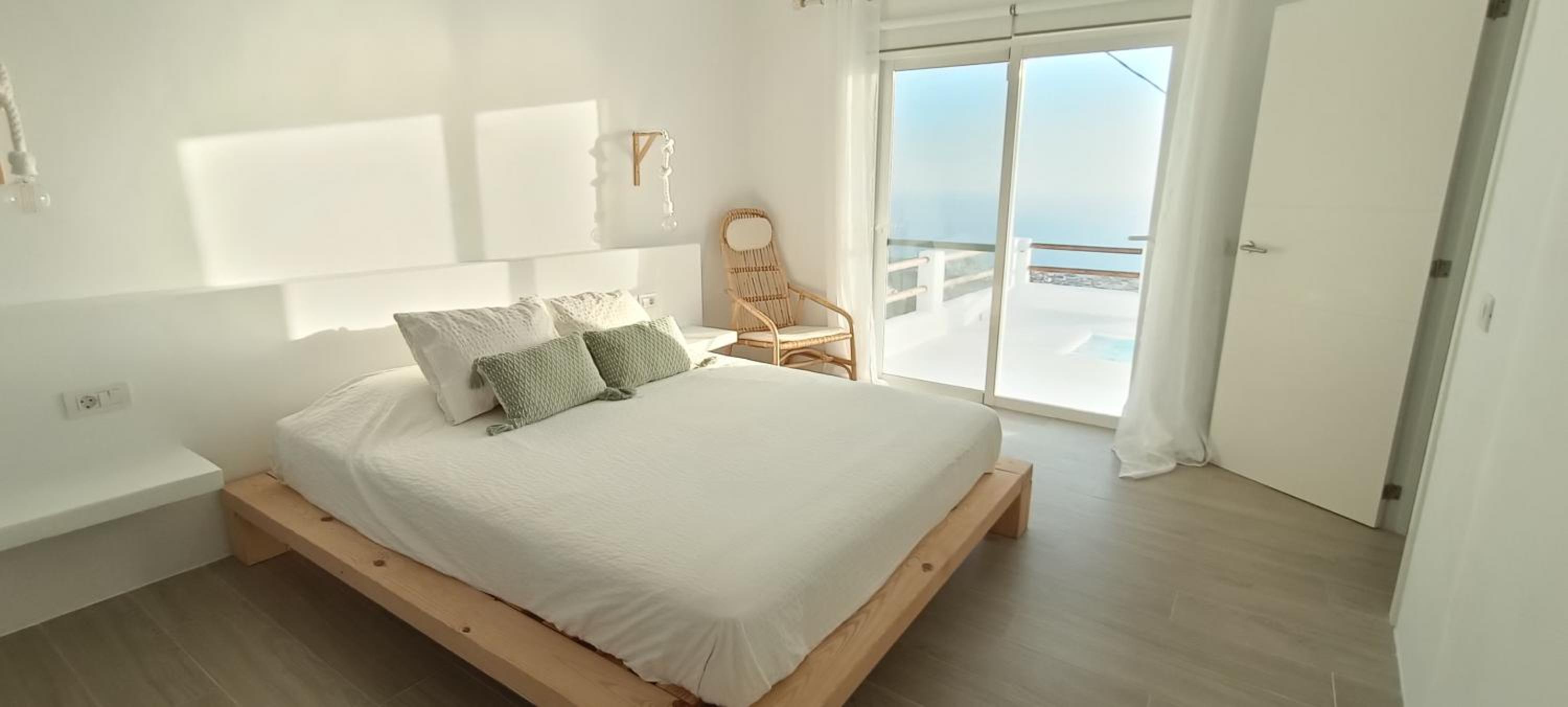 Casa Bincoblanco, balcony of the Atlantic