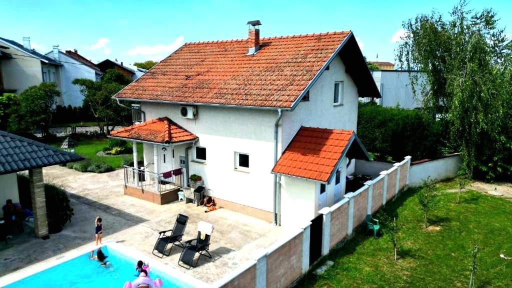 Villa Zlatan Poolside