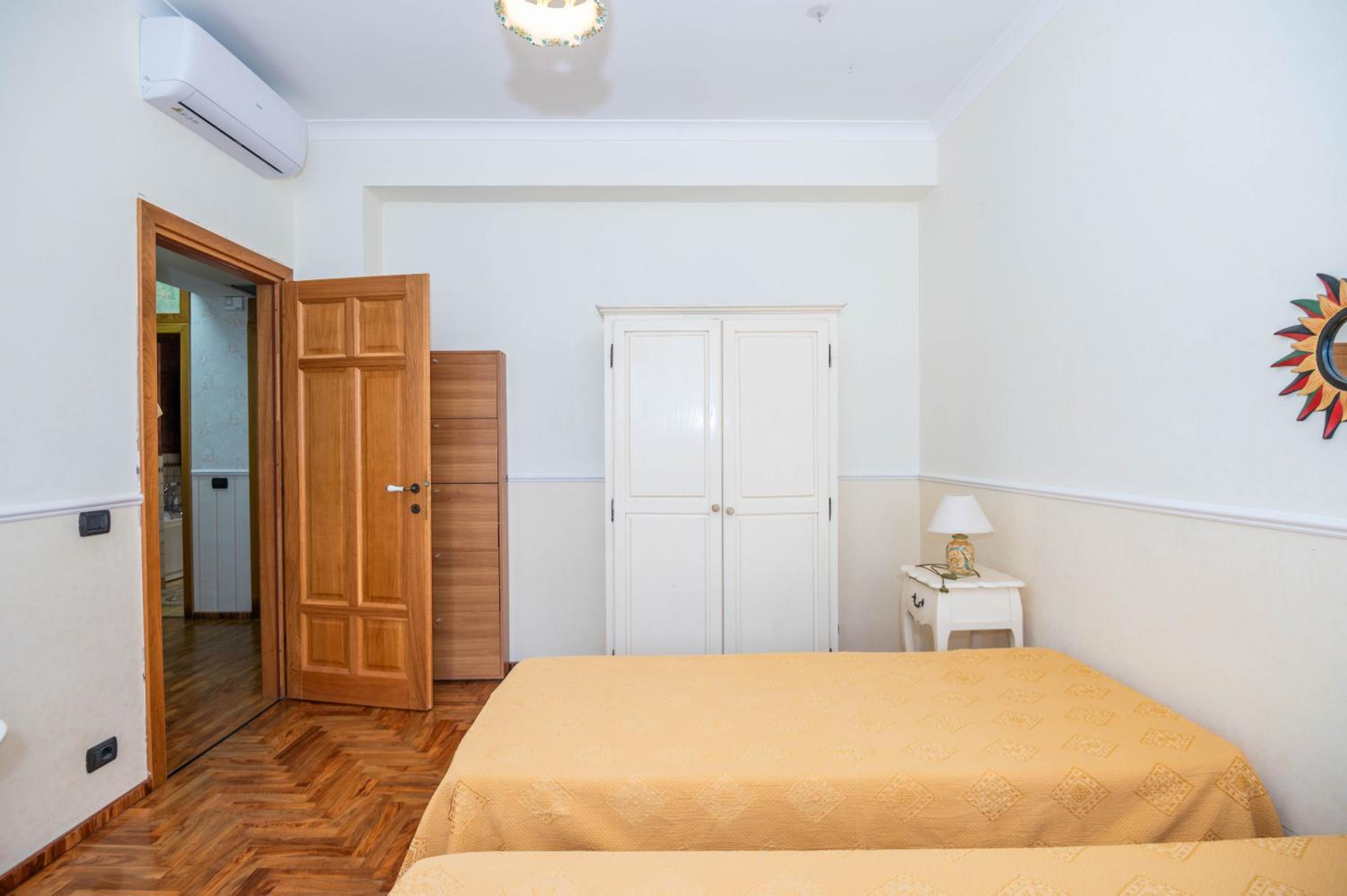 La Loggia Wanderlust Experience