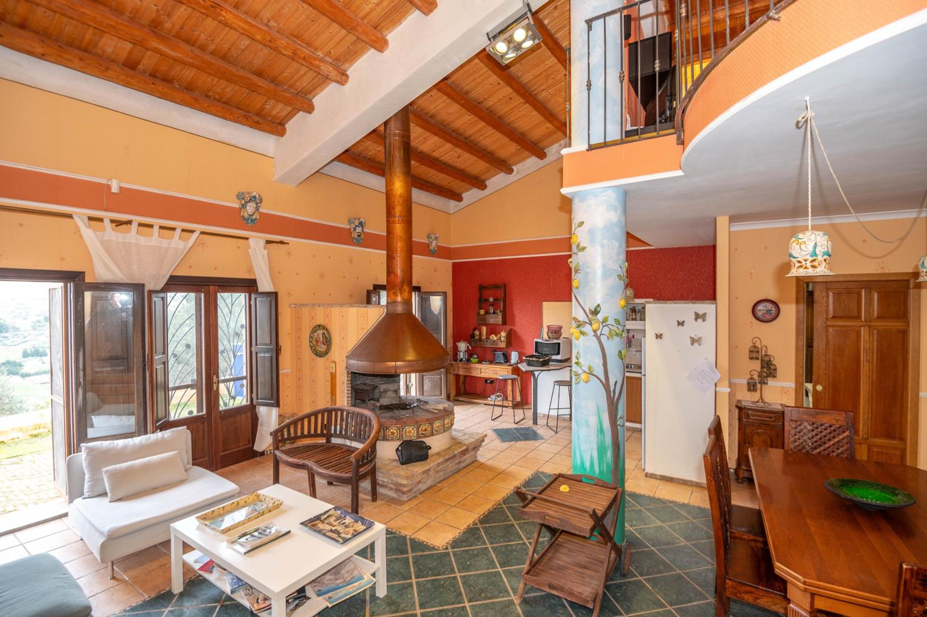 La Loggia Wanderlust Experience