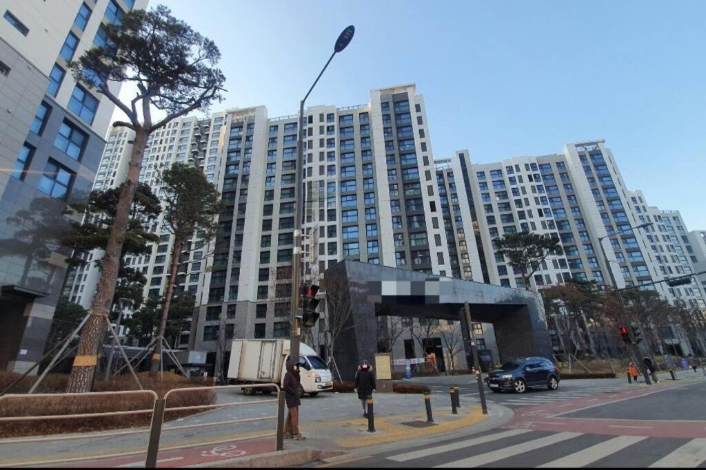 Stay Seoul - 3bed rooms new apartment view 2