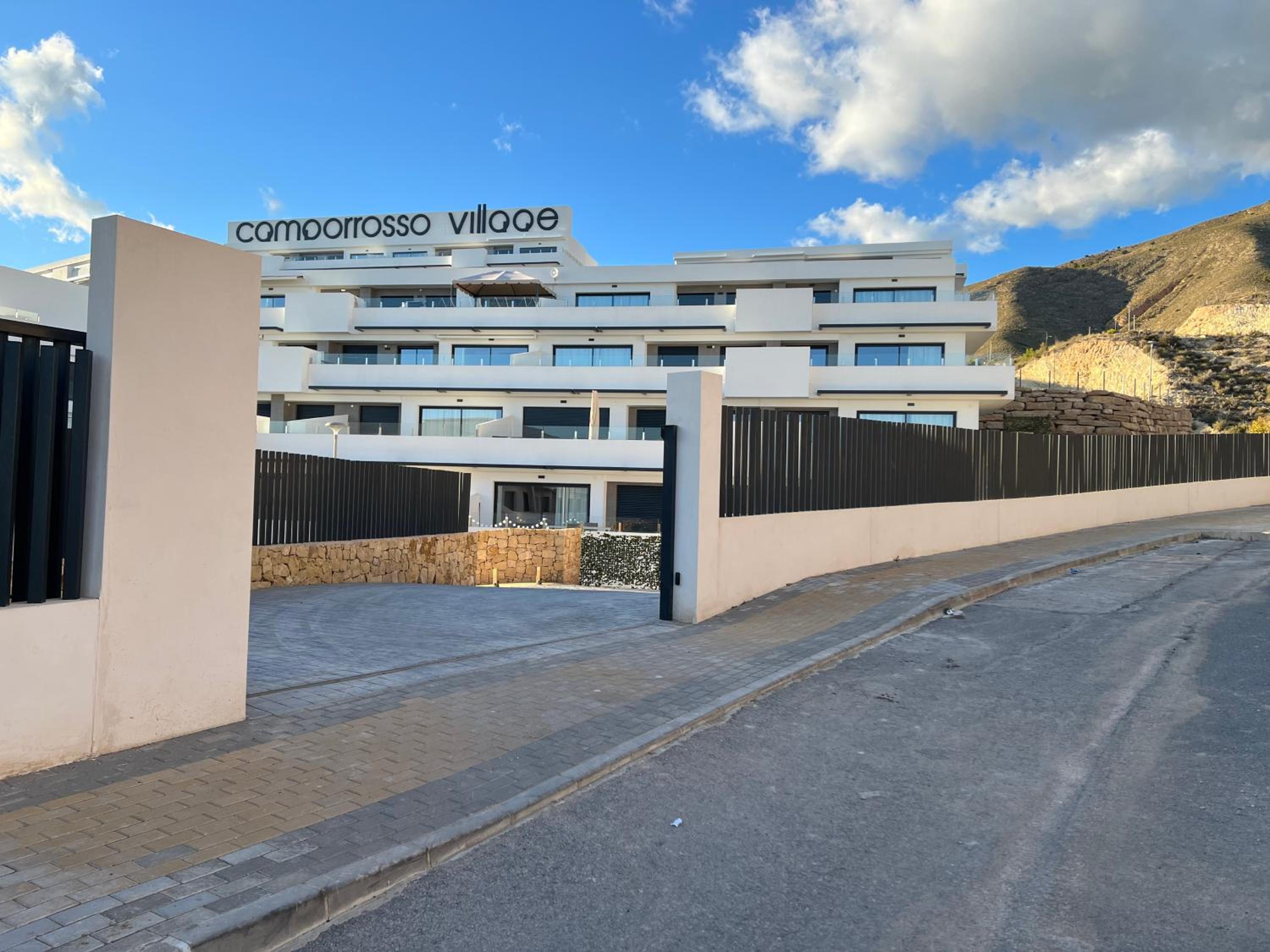 Camporosso Village, 2 bed groundfloor apartment