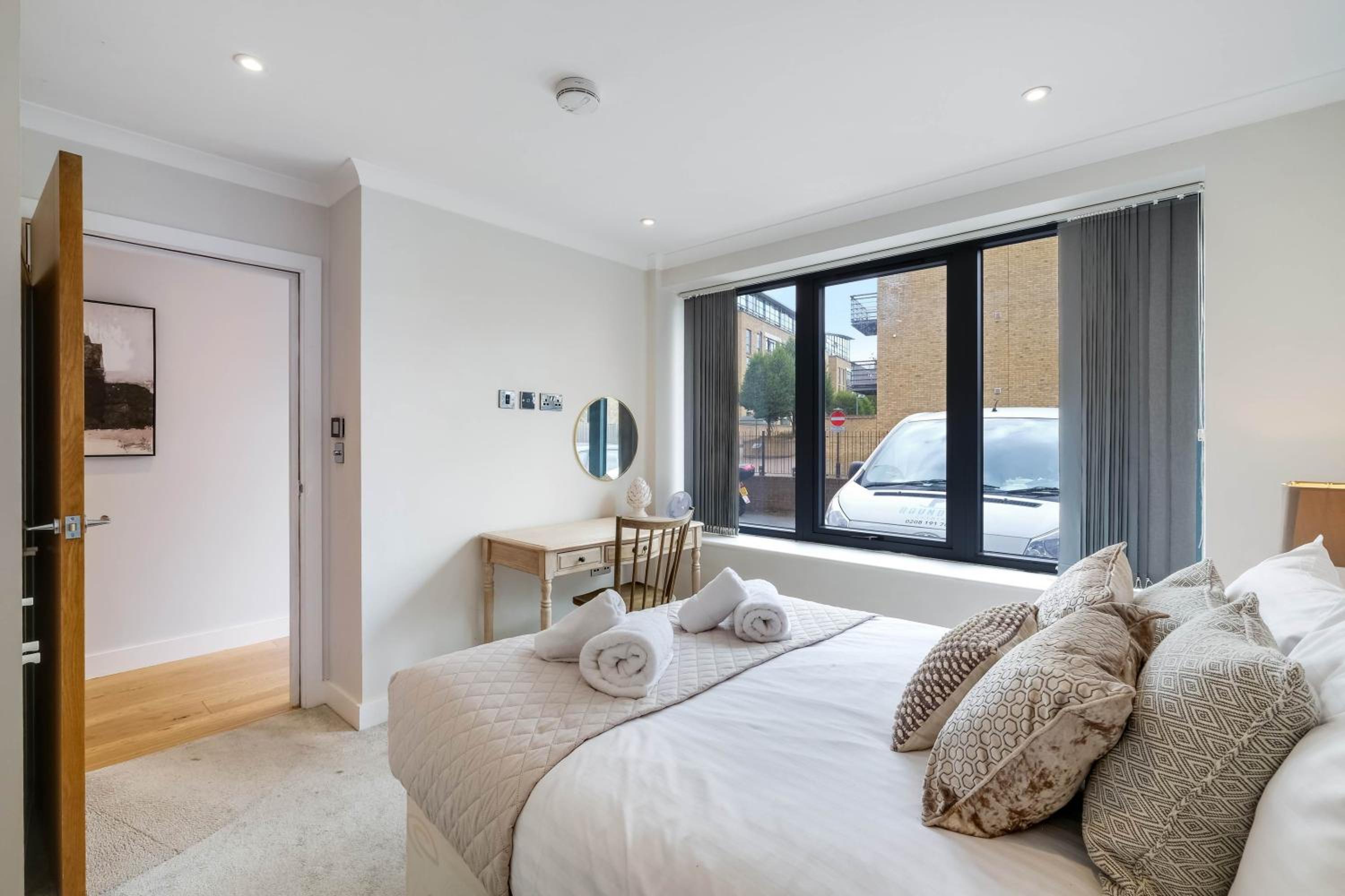 The Concord Modern 1 Bedroom Apartments