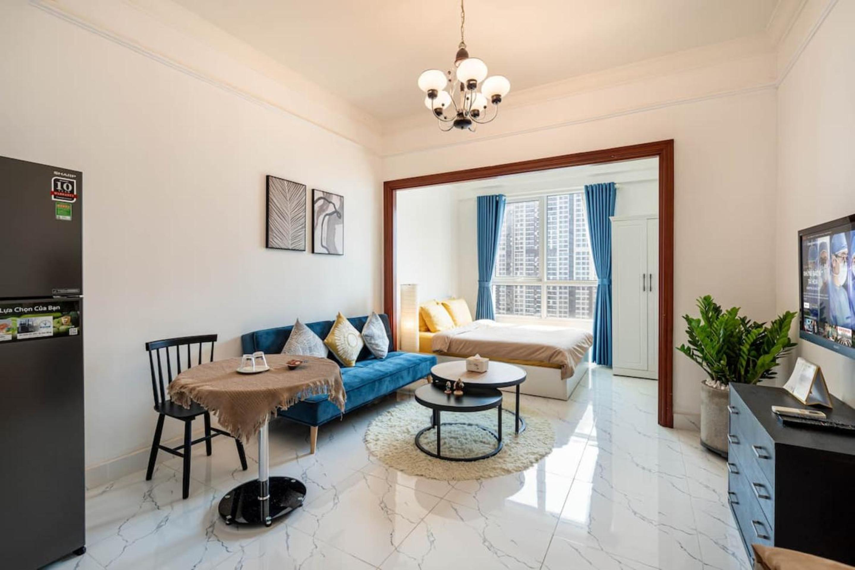 GEM Residence - The Manor Central