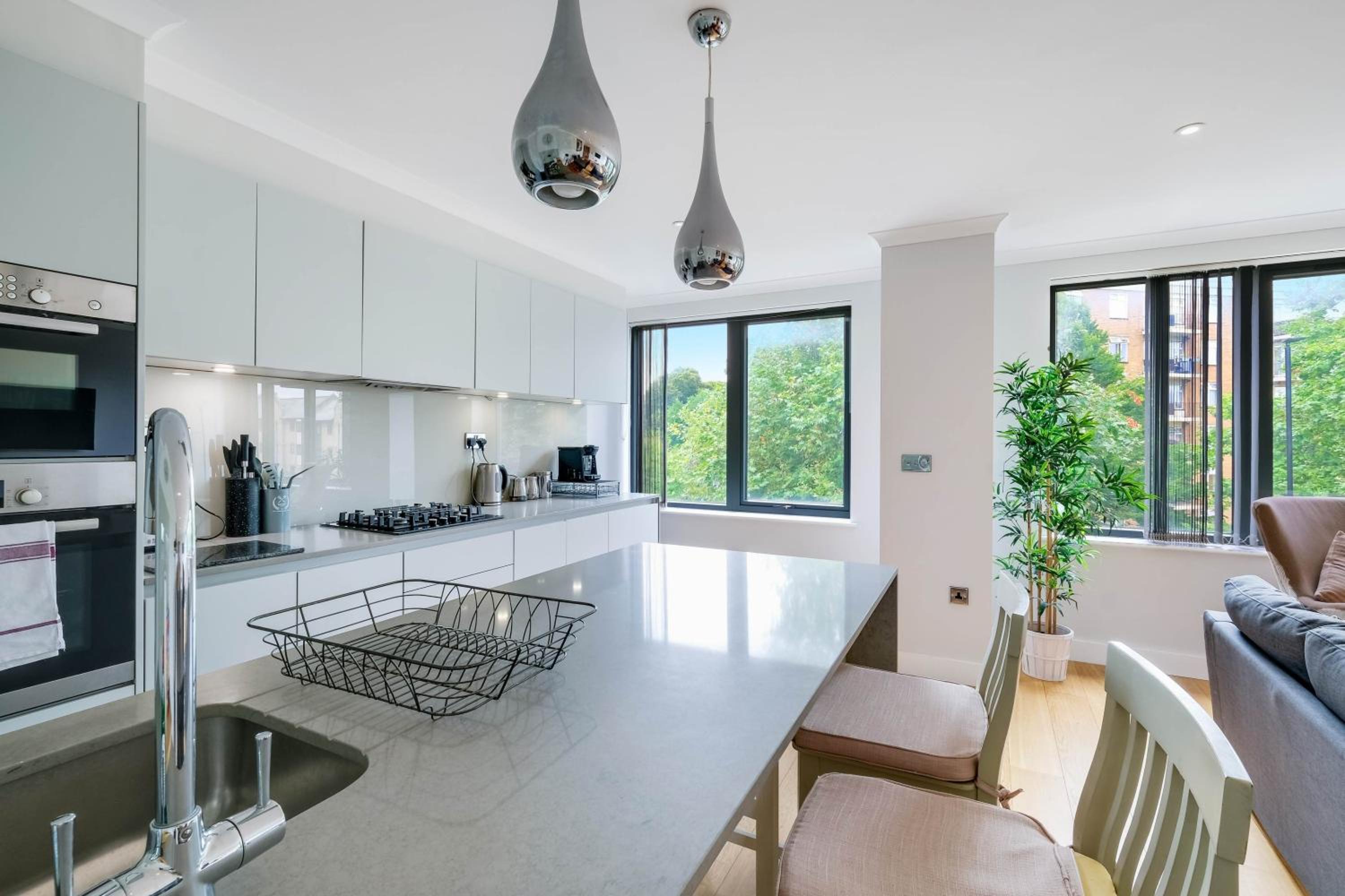 The Concord Modern 1 Bedroom Apartments