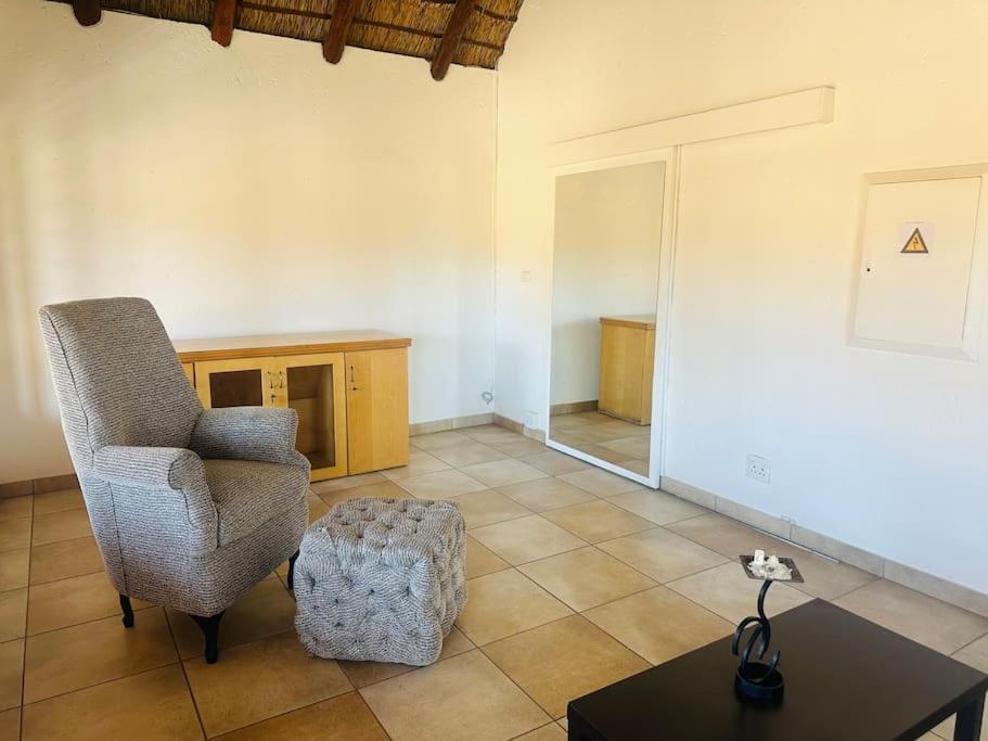 Bishop's Manor Luxurious Retreat view 4