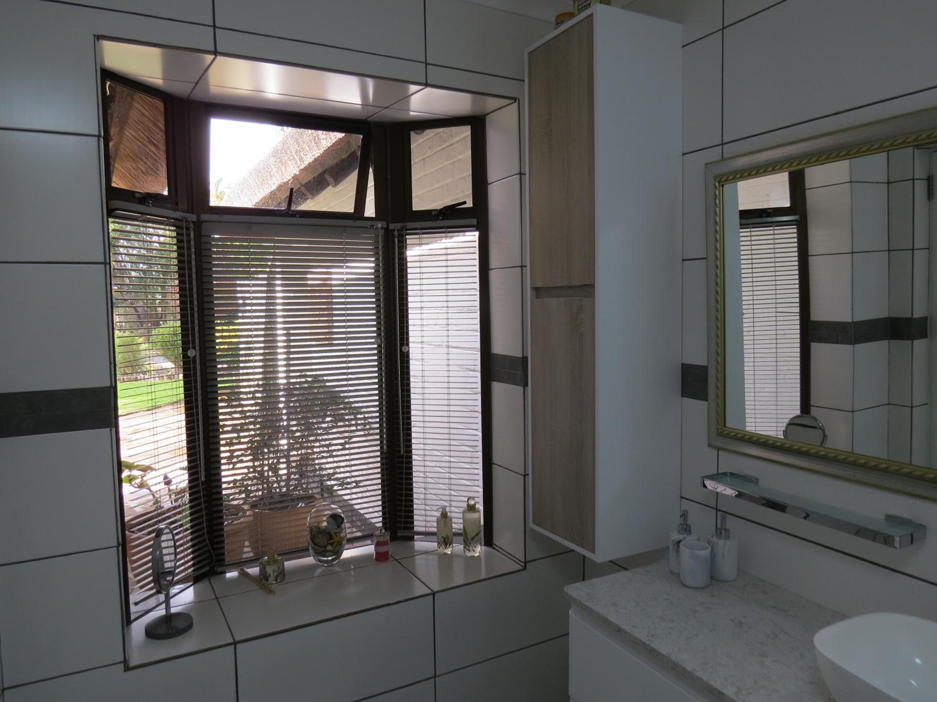 Easy Five Guest House