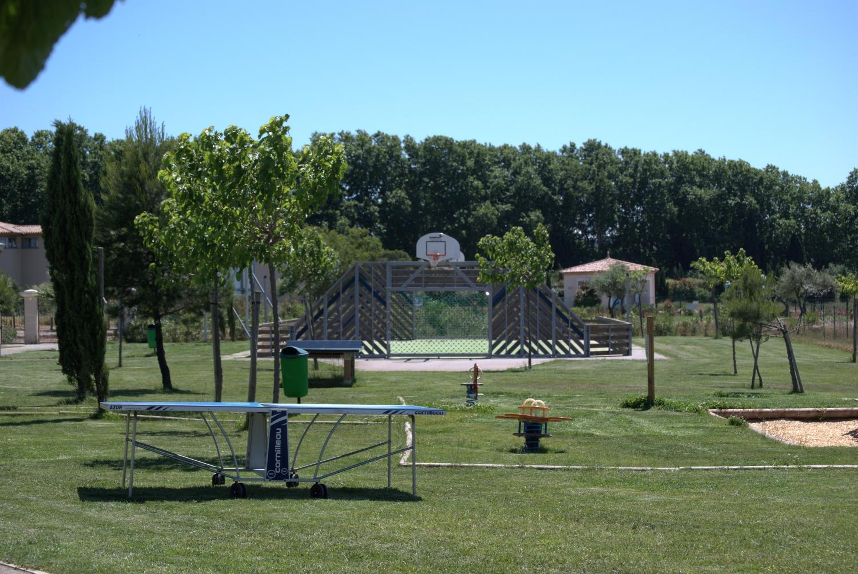 Photo 27