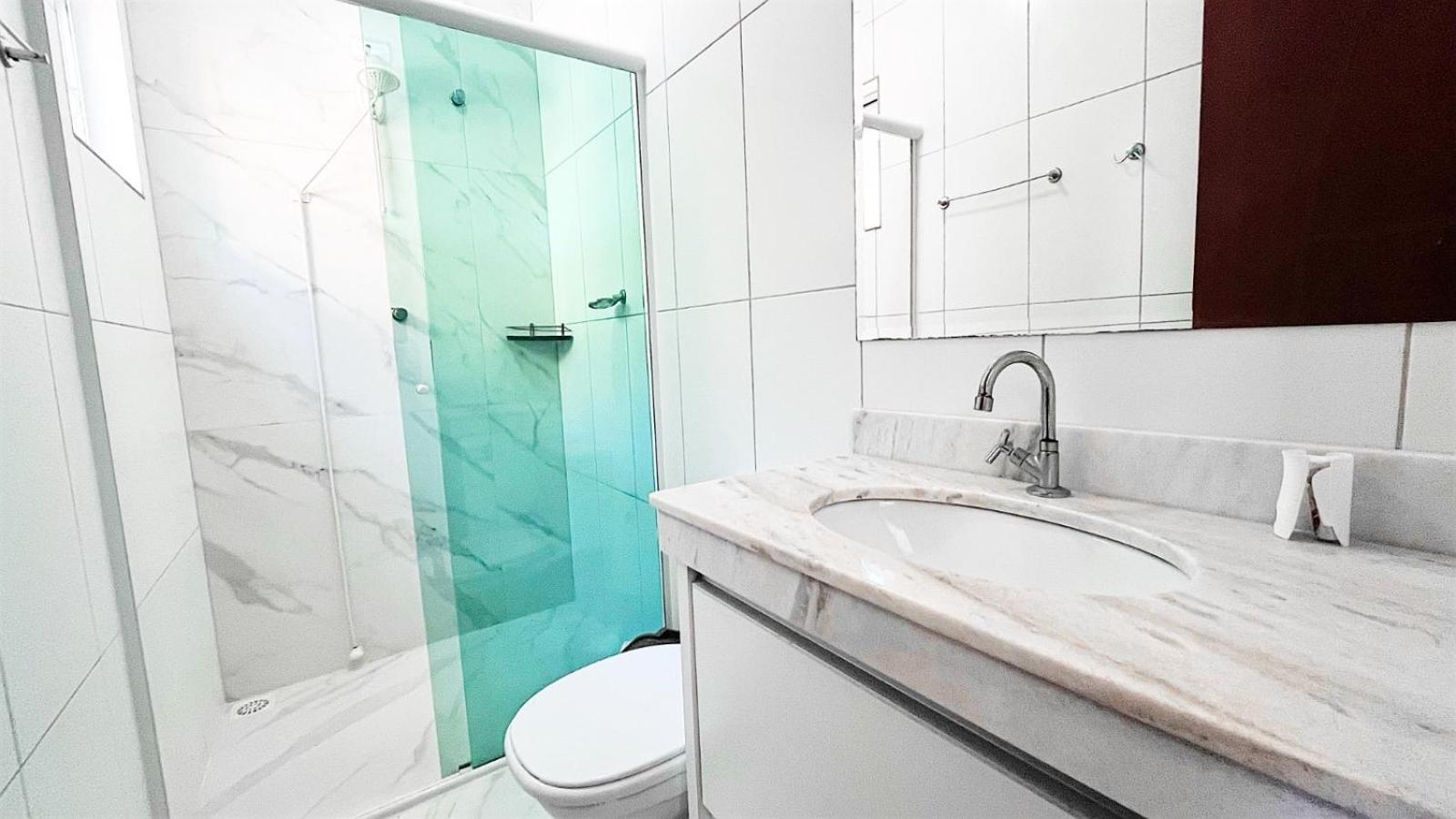 Triplex com piscina 150m do mar