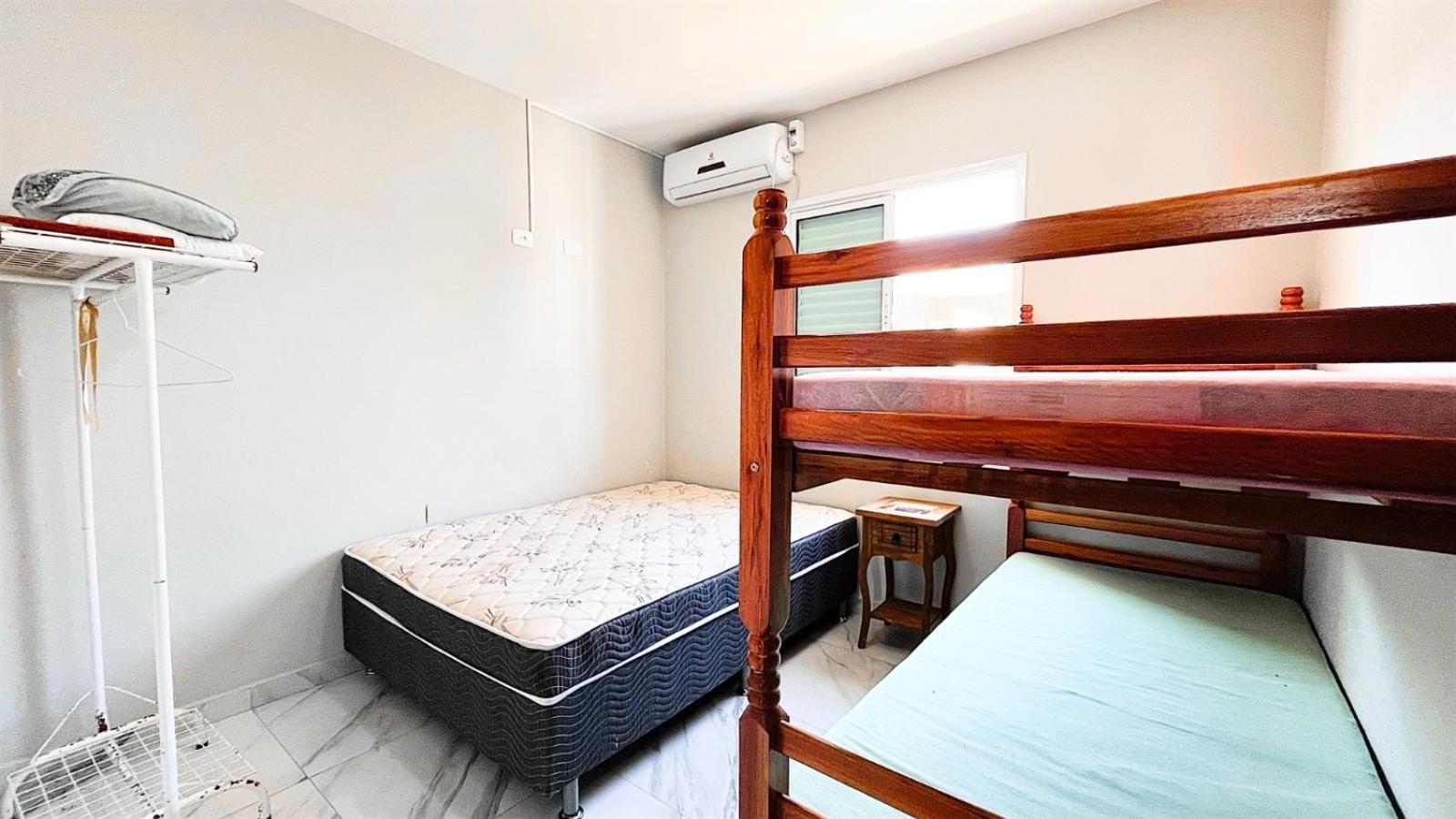 Triplex com piscina 150m do mar