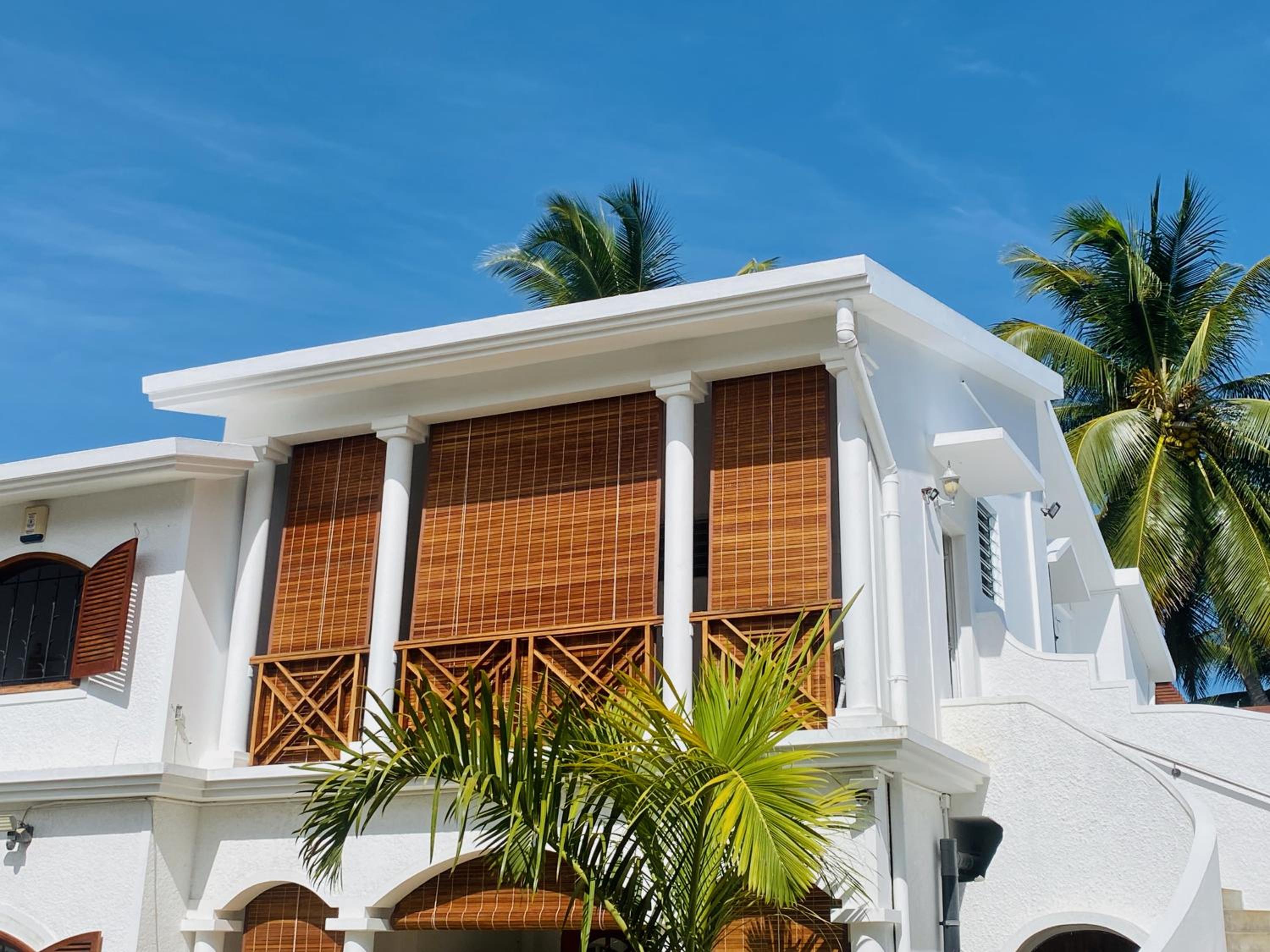 Beachfront Villa Miramar, photo 13