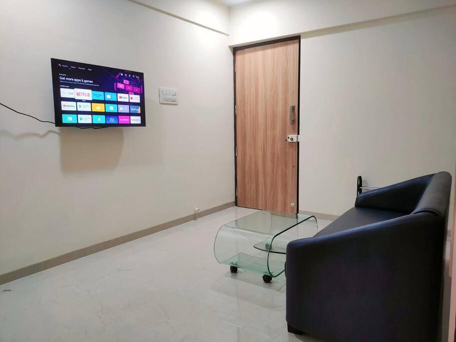 3BHK Apartment Santacruz, Mumbai, 804 view 3