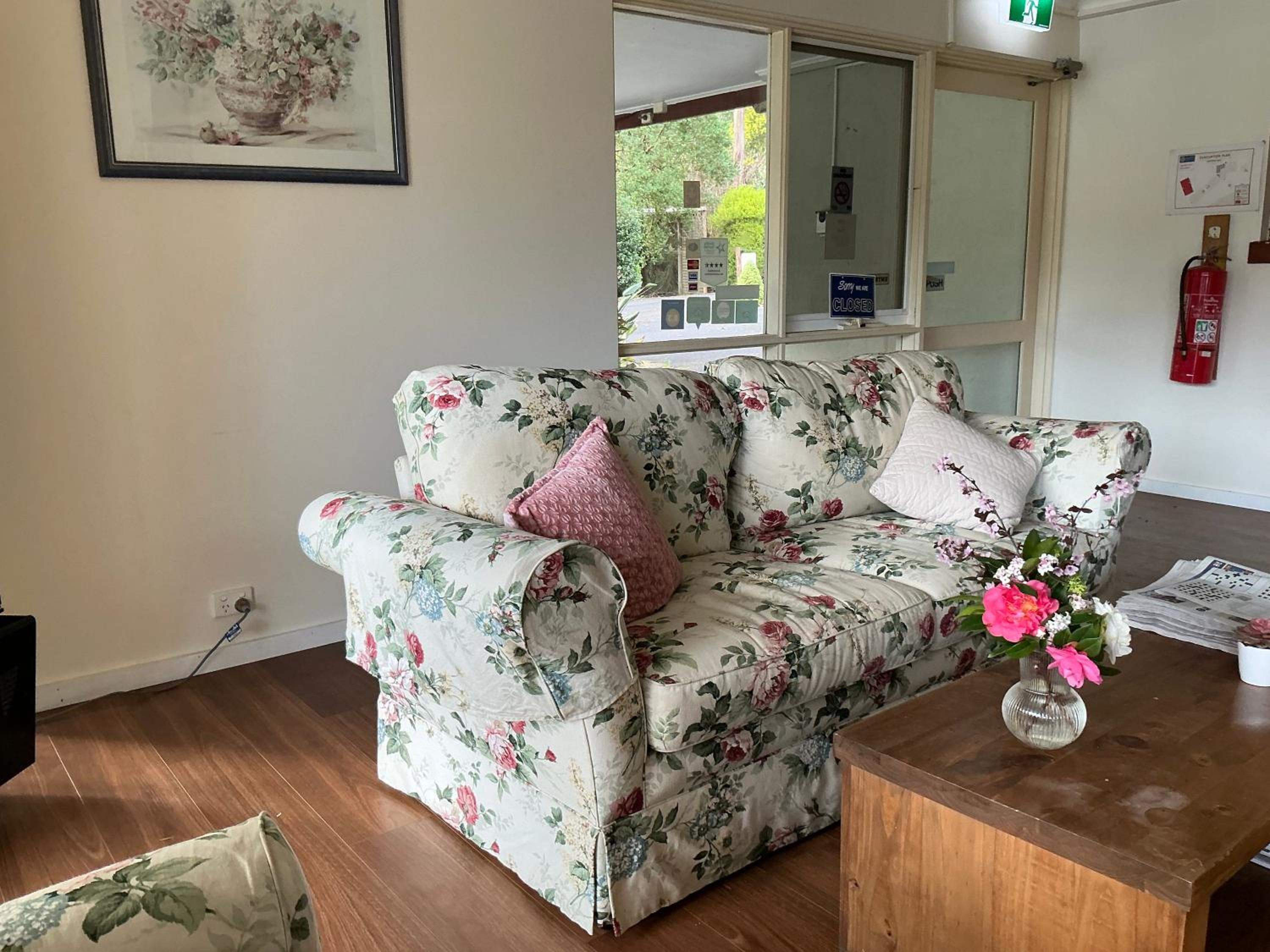 Sanctuary House Resort Motel