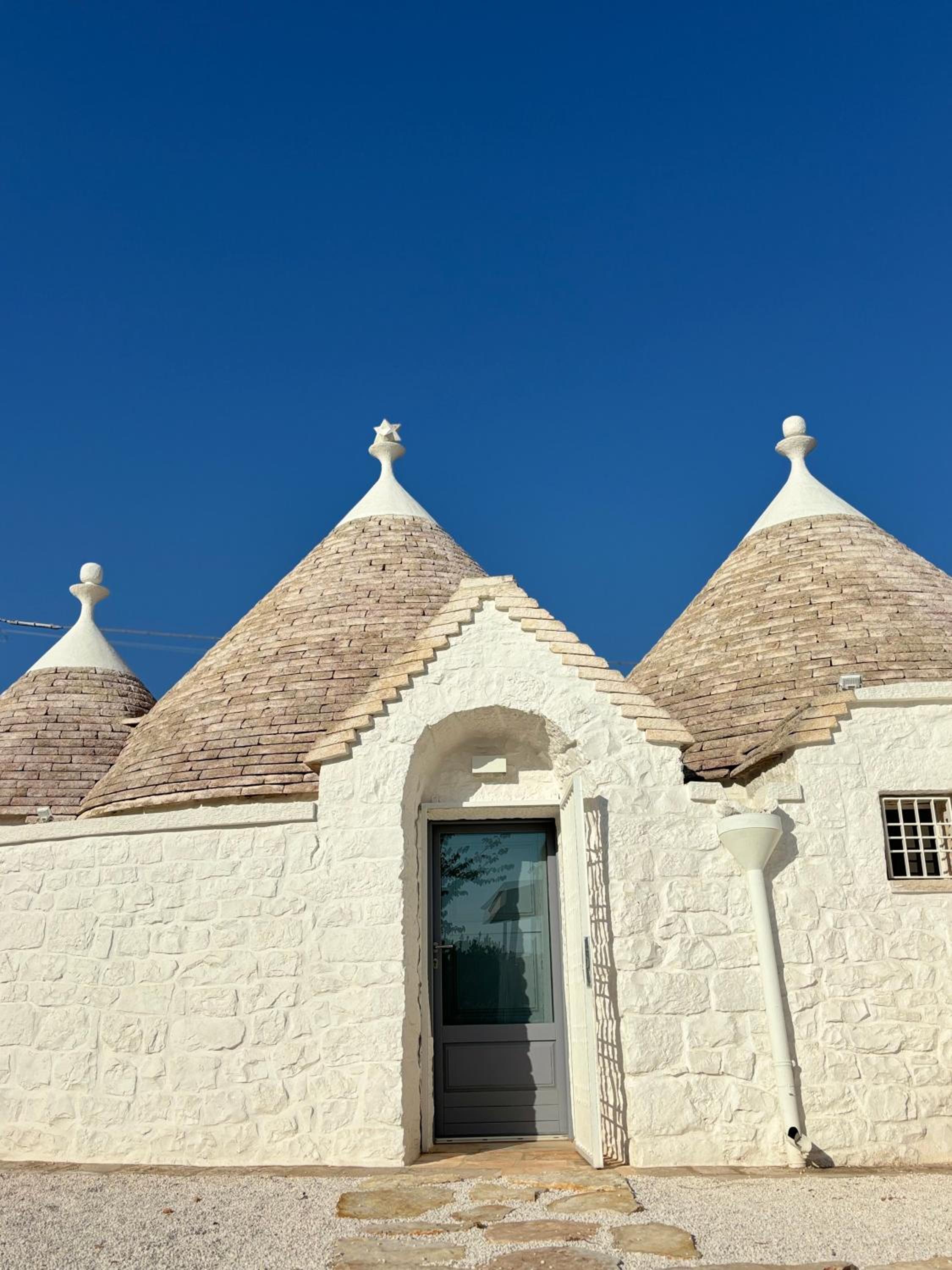 Hotel Trulli Biancopumo - Image 1