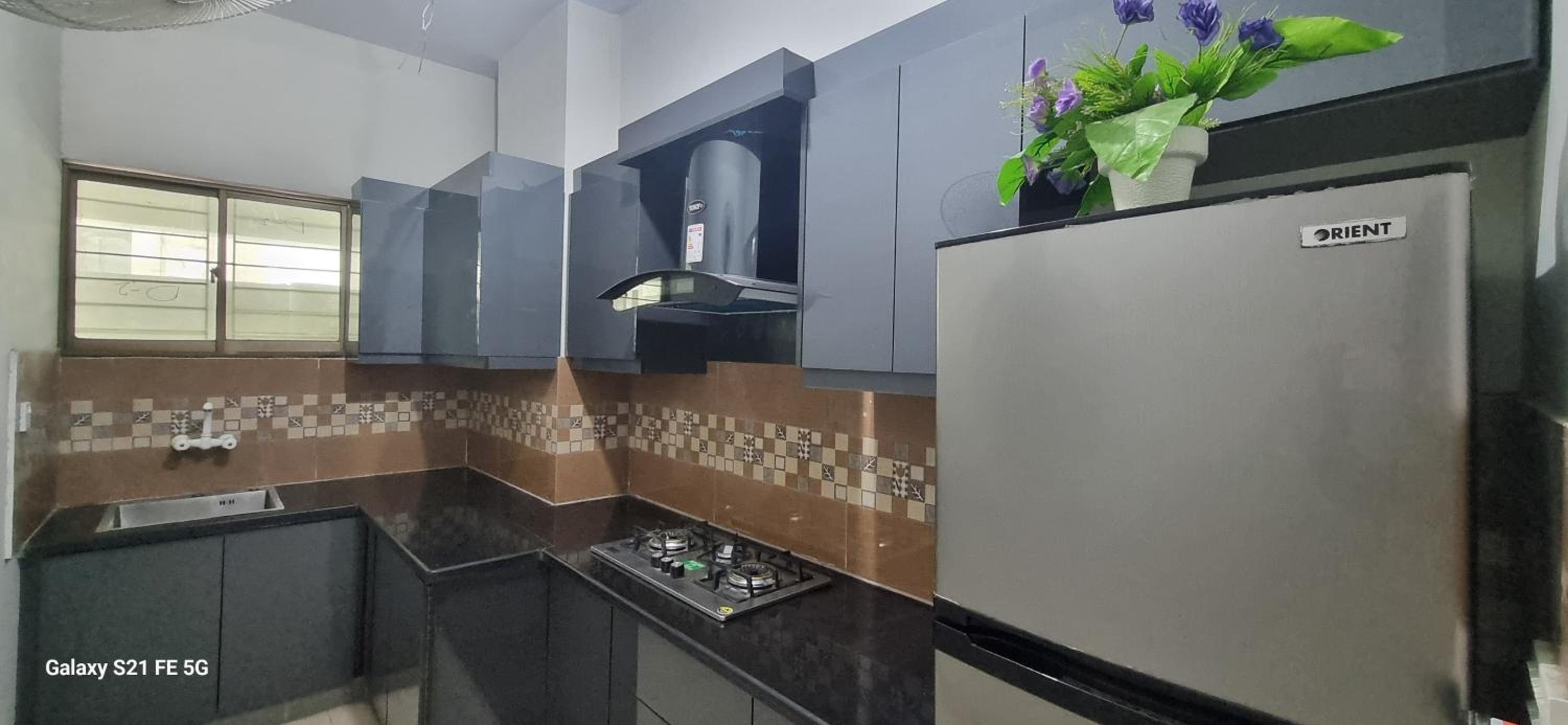 Independent Two Bedrooms Appartment with kitchen