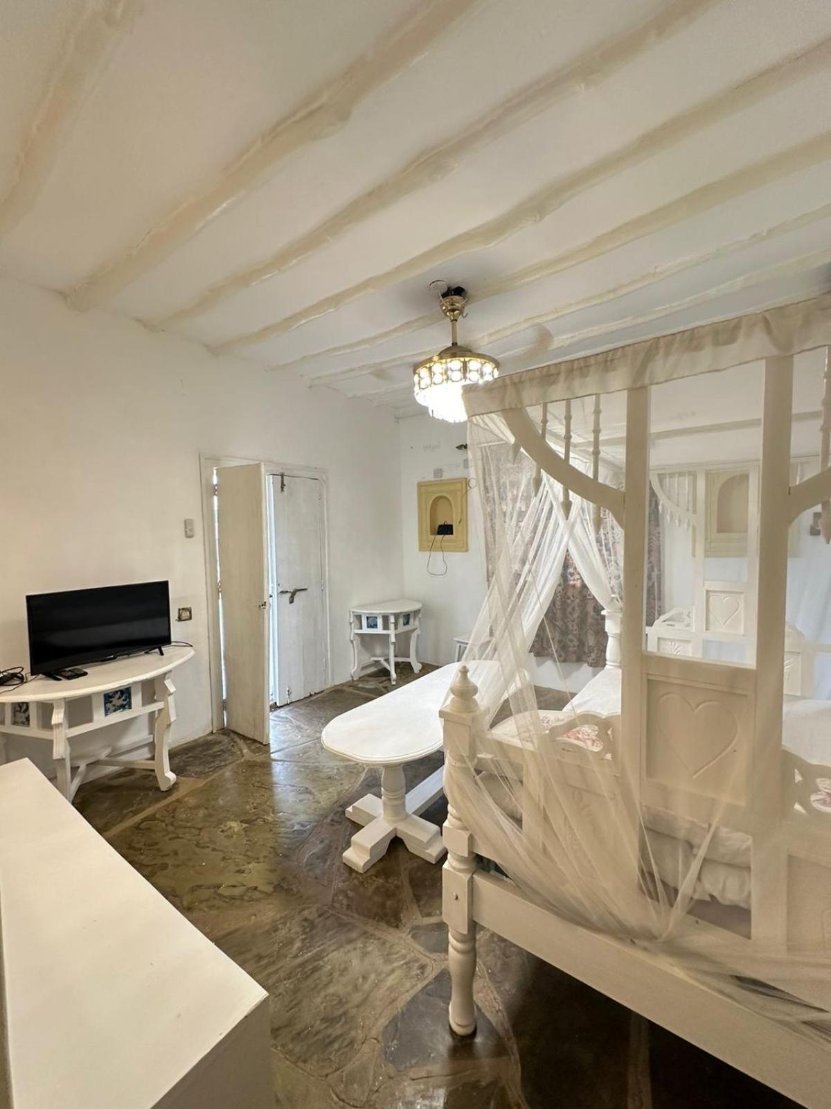 Luxury Golden Villa