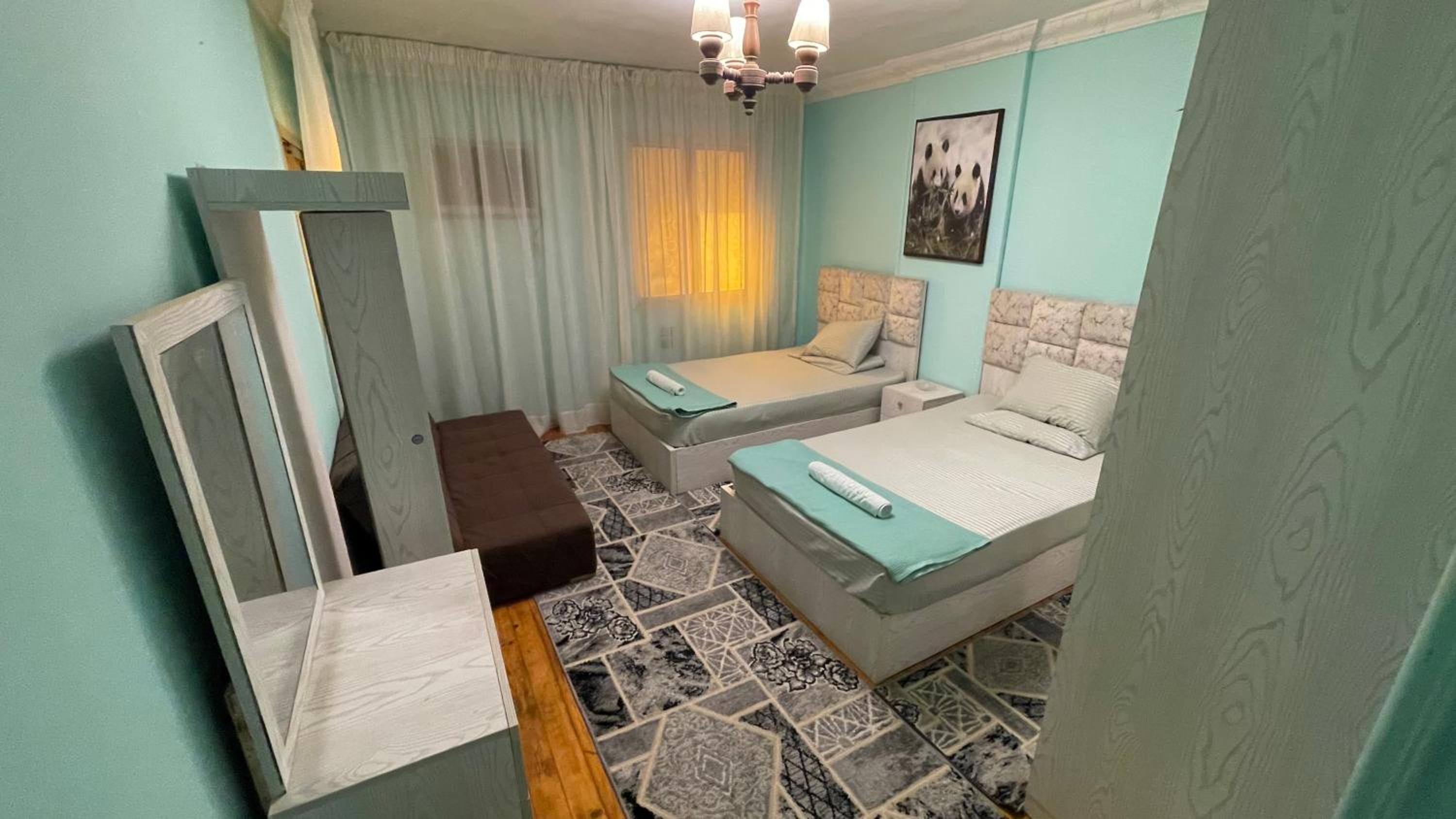 New Cozy Apartment 10 Minutes away from Cairo Airport and all Amenities bedside Radisson Blu Hotel