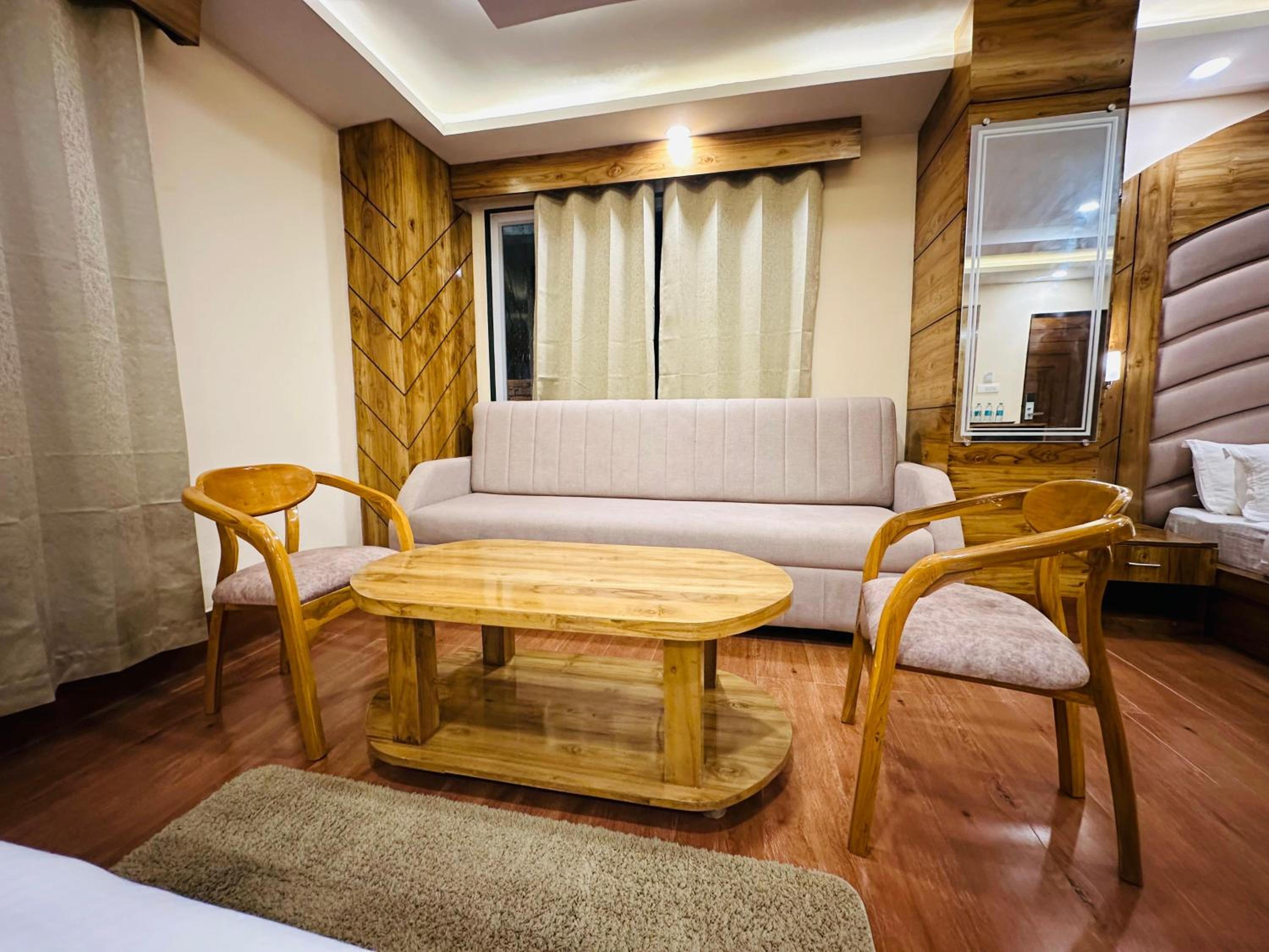 Hotel Vishranti