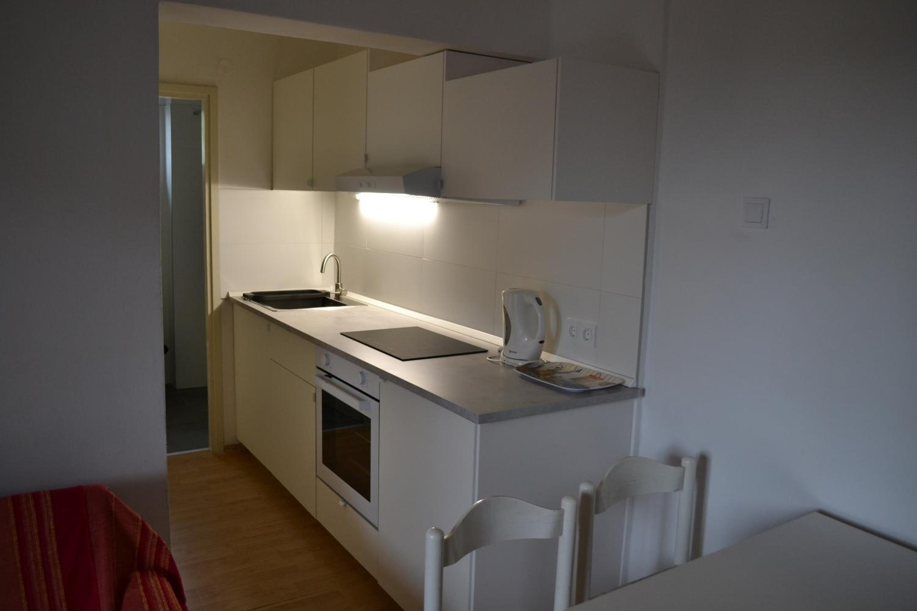 Oleander Apartments