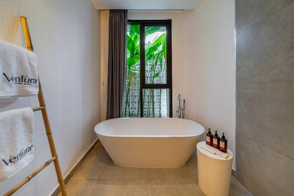 Scenic Bedrooms & Poolside Bliss
