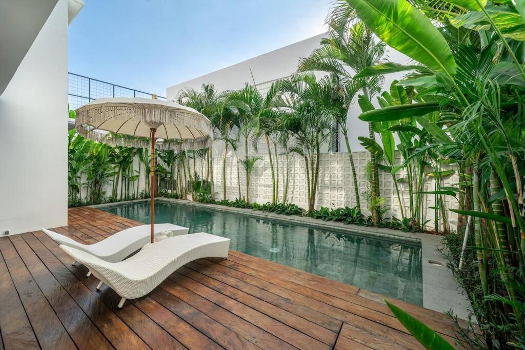 Scenic Bedrooms & Poolside Bliss