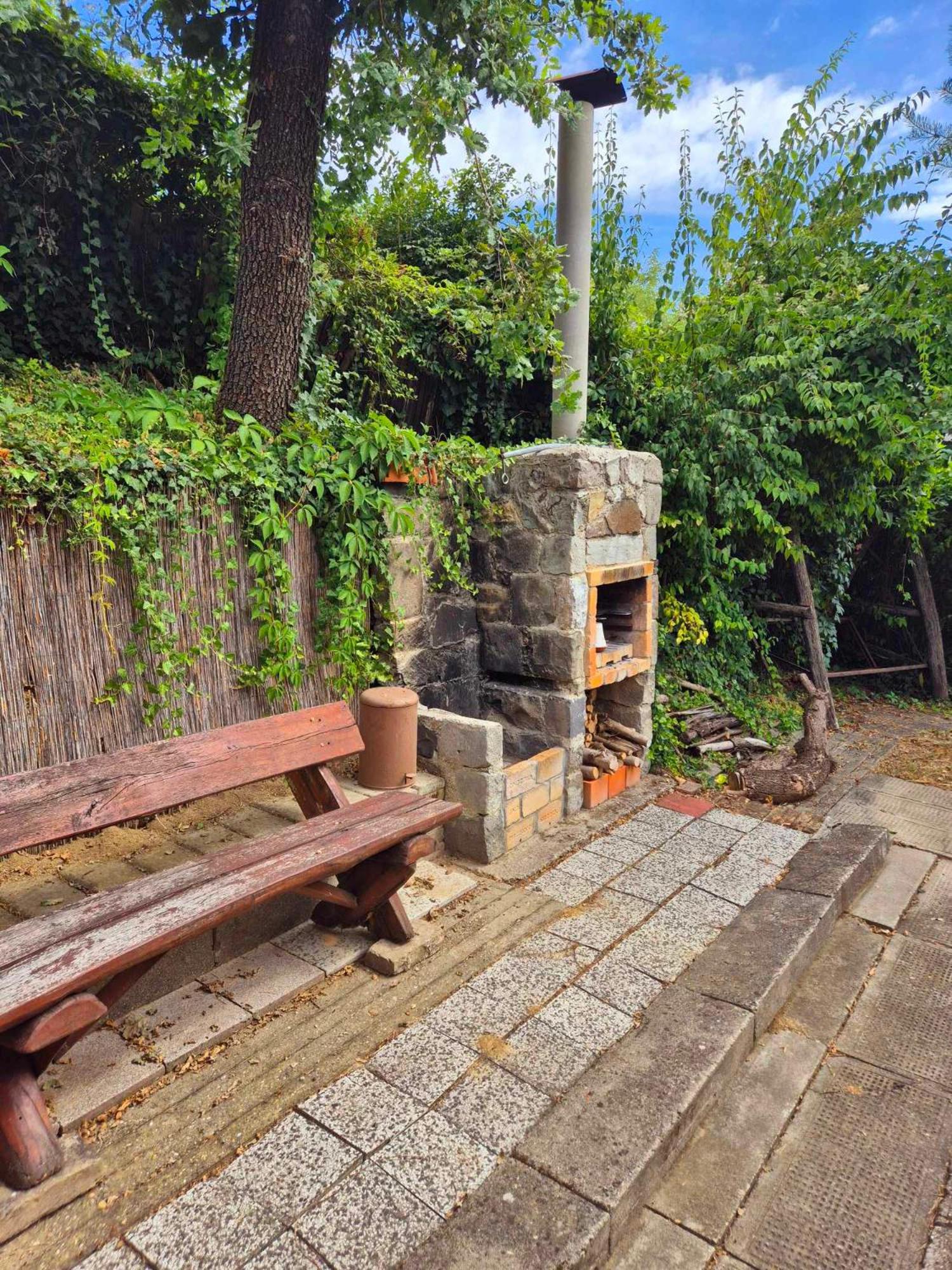 Riverside Forest Guesthouse view 3