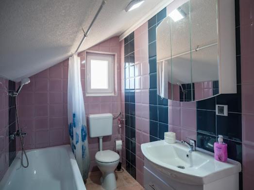 Kuća za odmor -Megy-