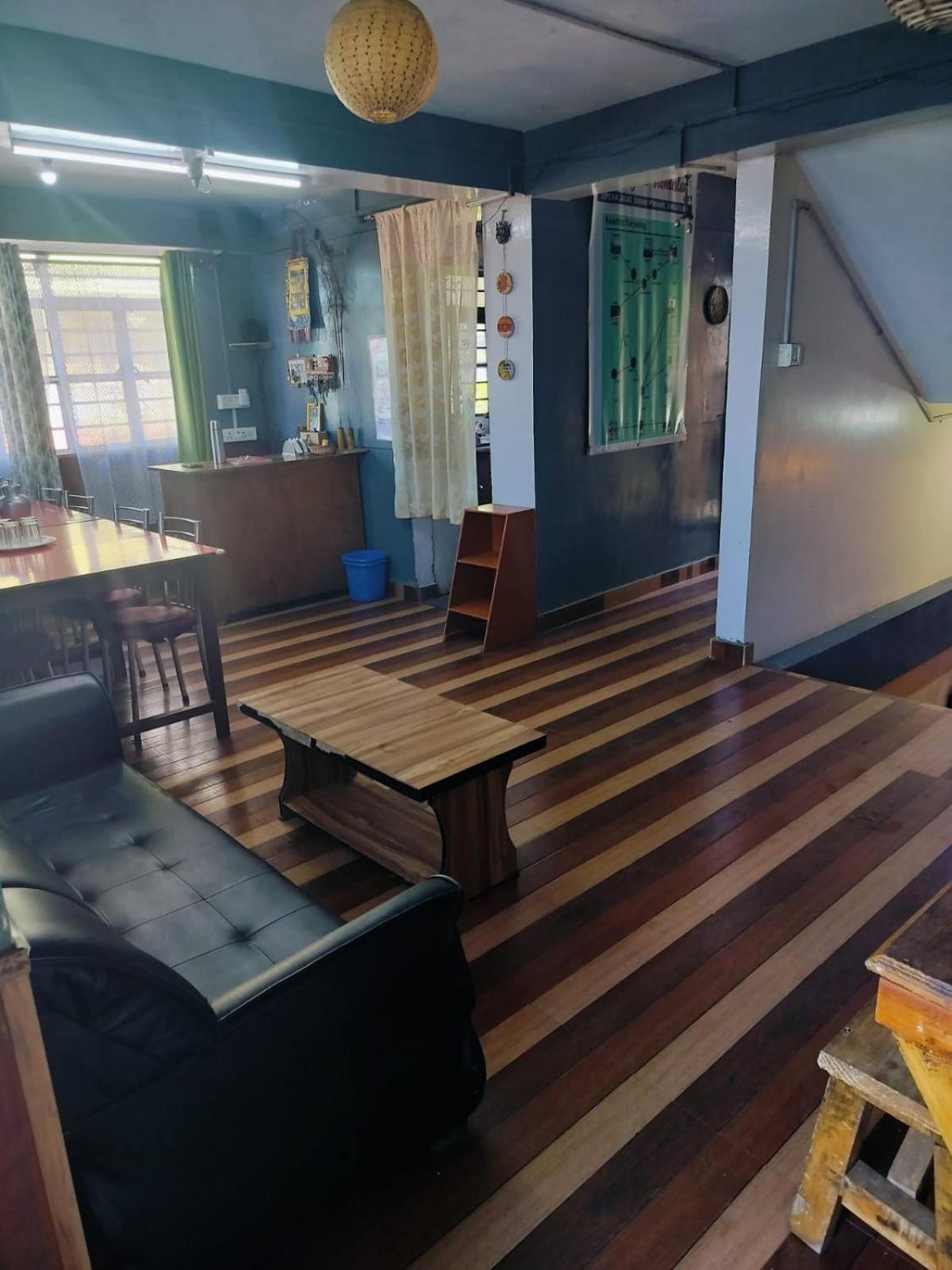 lounge