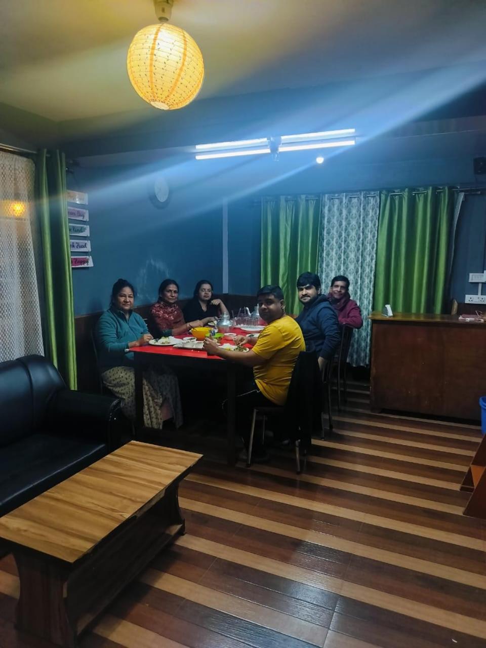 dining