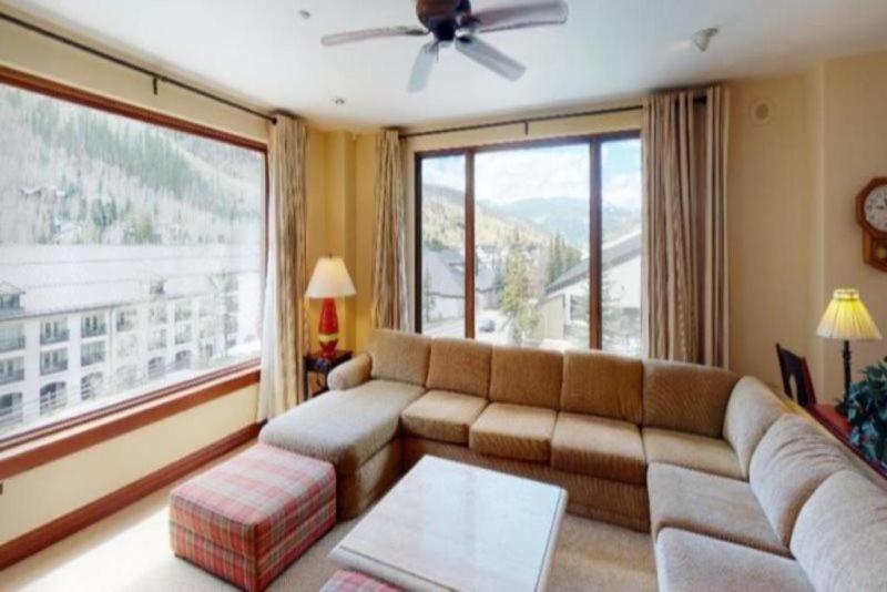 Cascade Village 2 Bedroom Condo, Mere Steps To Chair Lift With Pool And Hot Tubs view 4