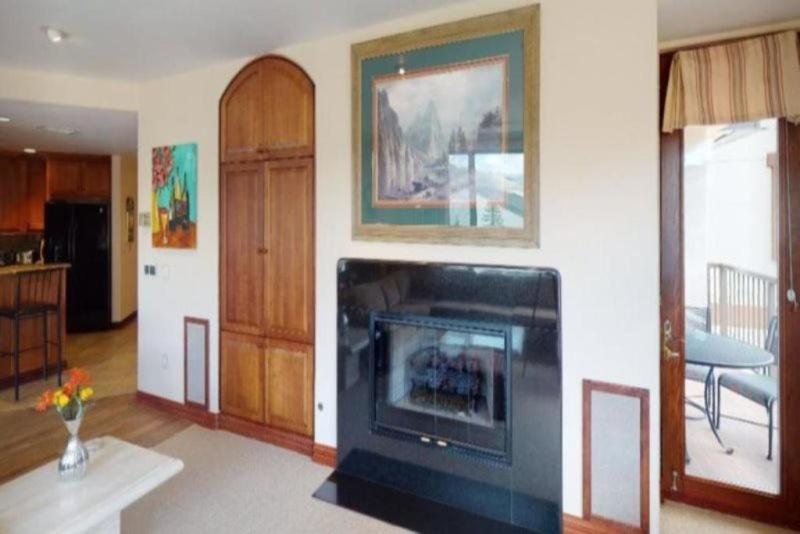 Cascade Village 2 Bedroom Condo, Mere Steps To Chair Lift With Pool And Hot Tubs view 5