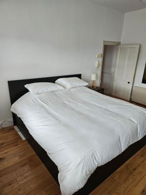 Spacious 3-Bedroom Apartment in Vibrant Dublin 8