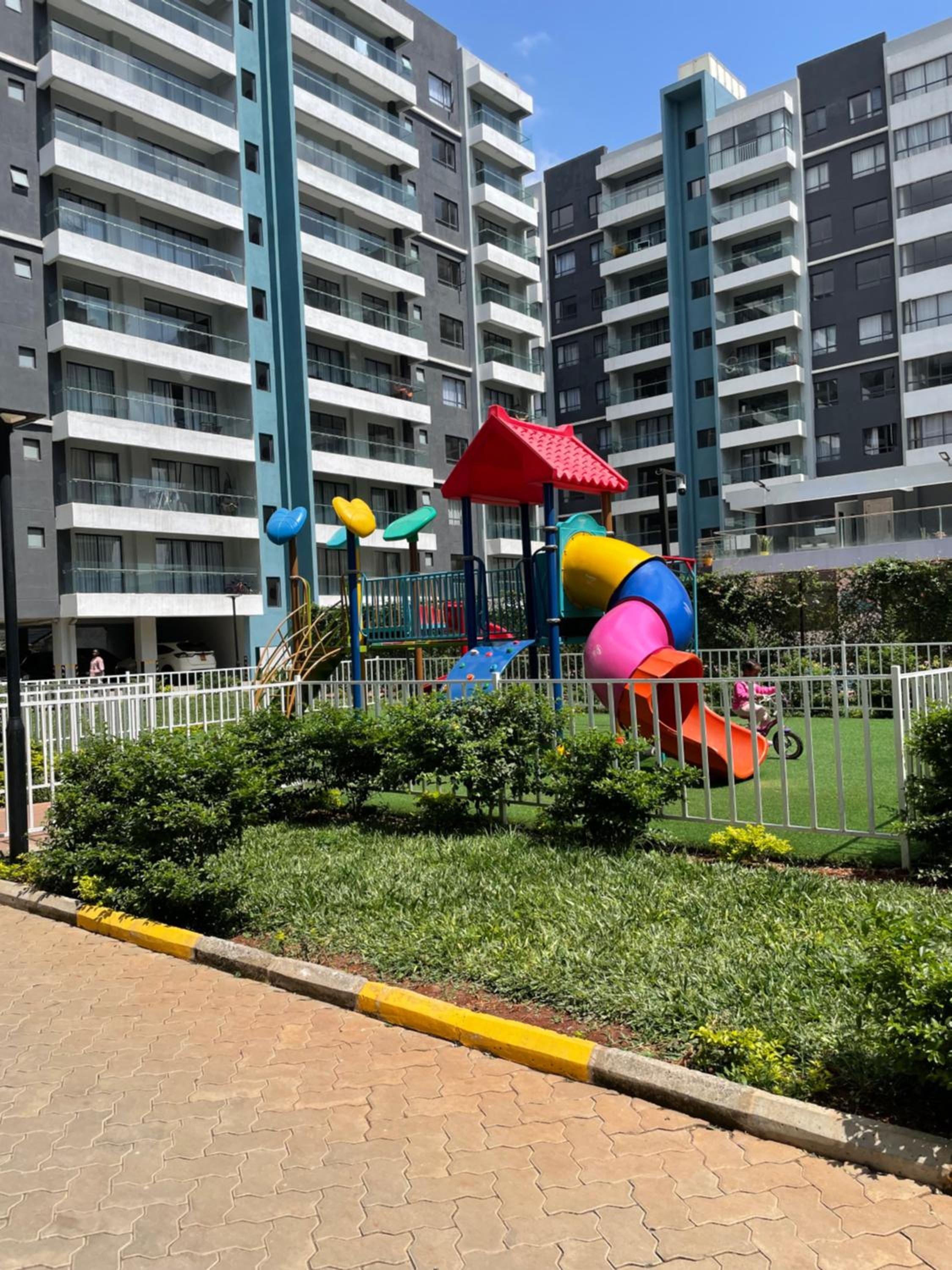 Luxy homes