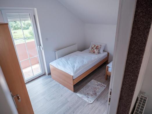 Kuća za odmor -Megy-