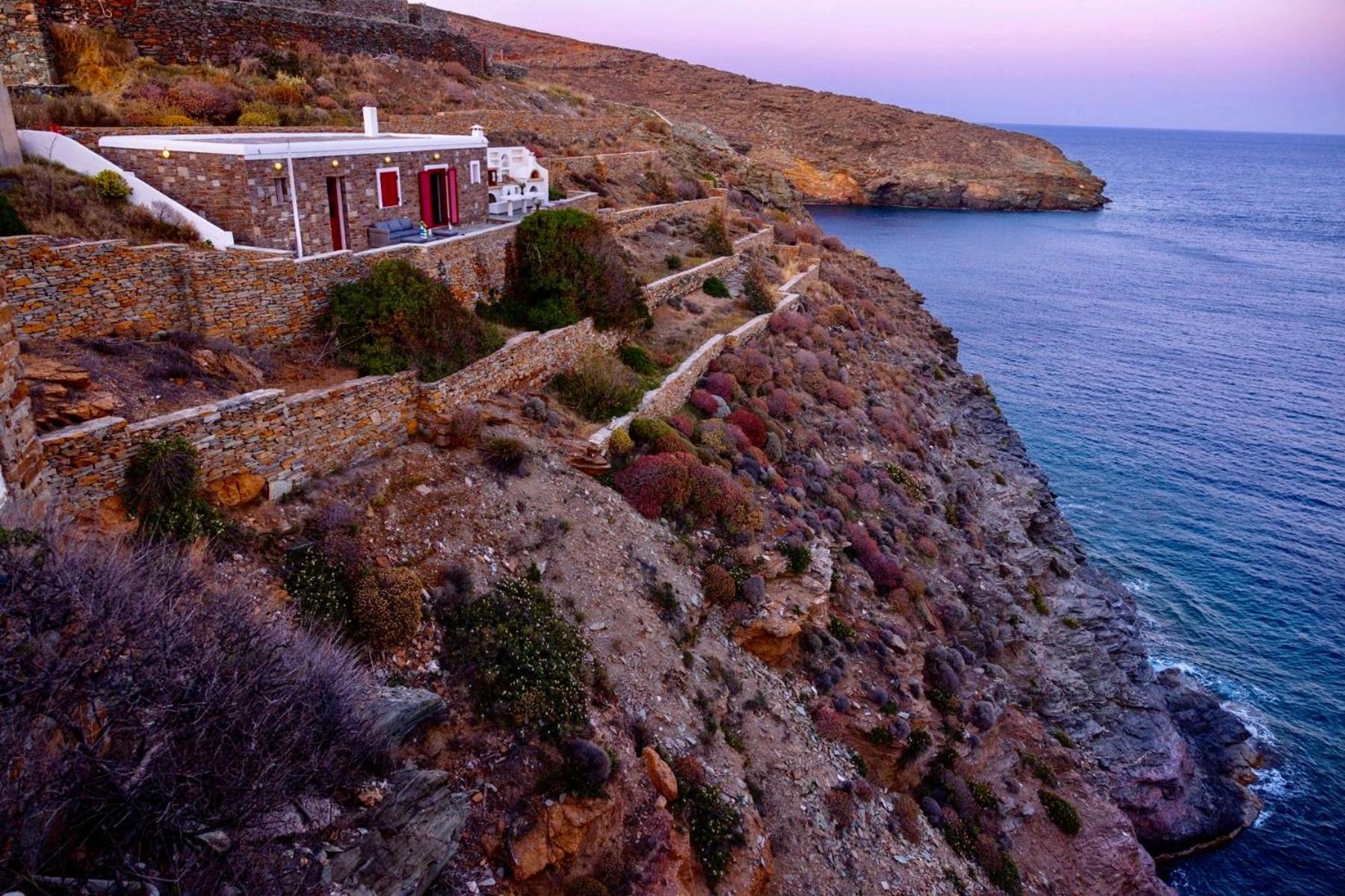 Thea Suite Kythnos view 2