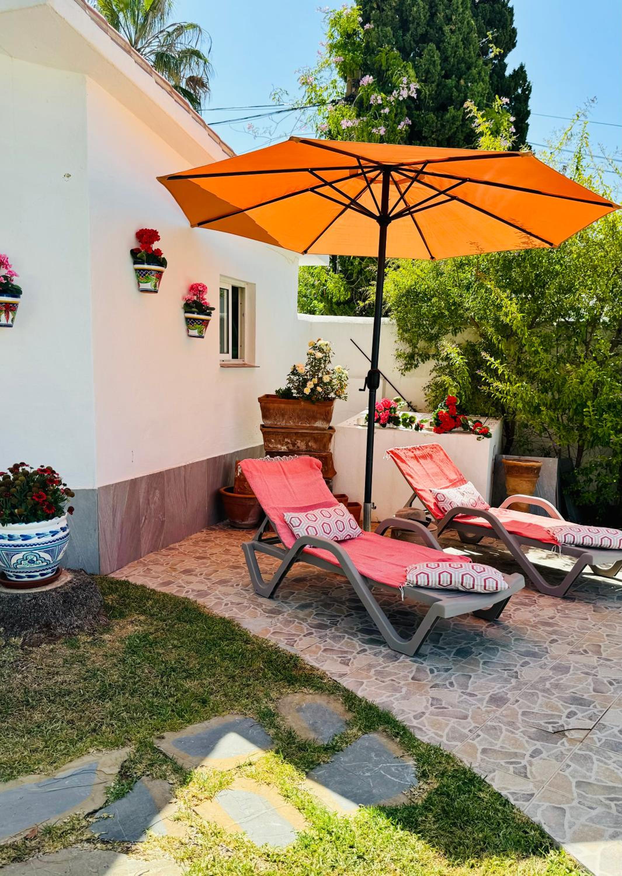 Casa Florita Great Located Beach Side in Marbella