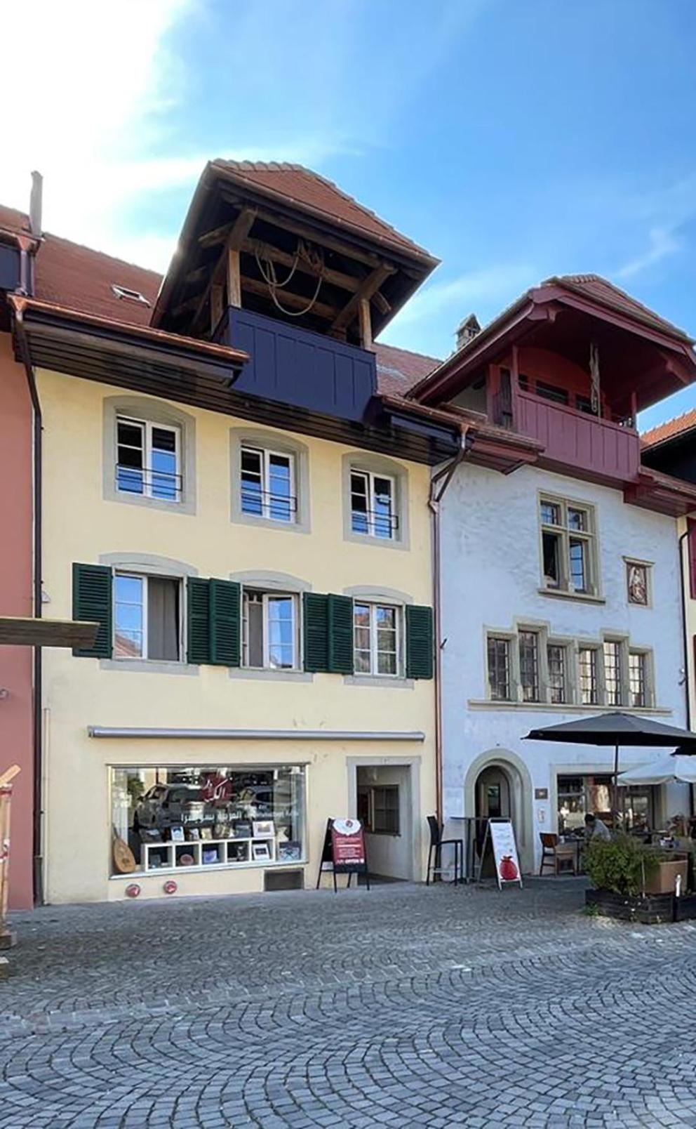 a knight's townhouse