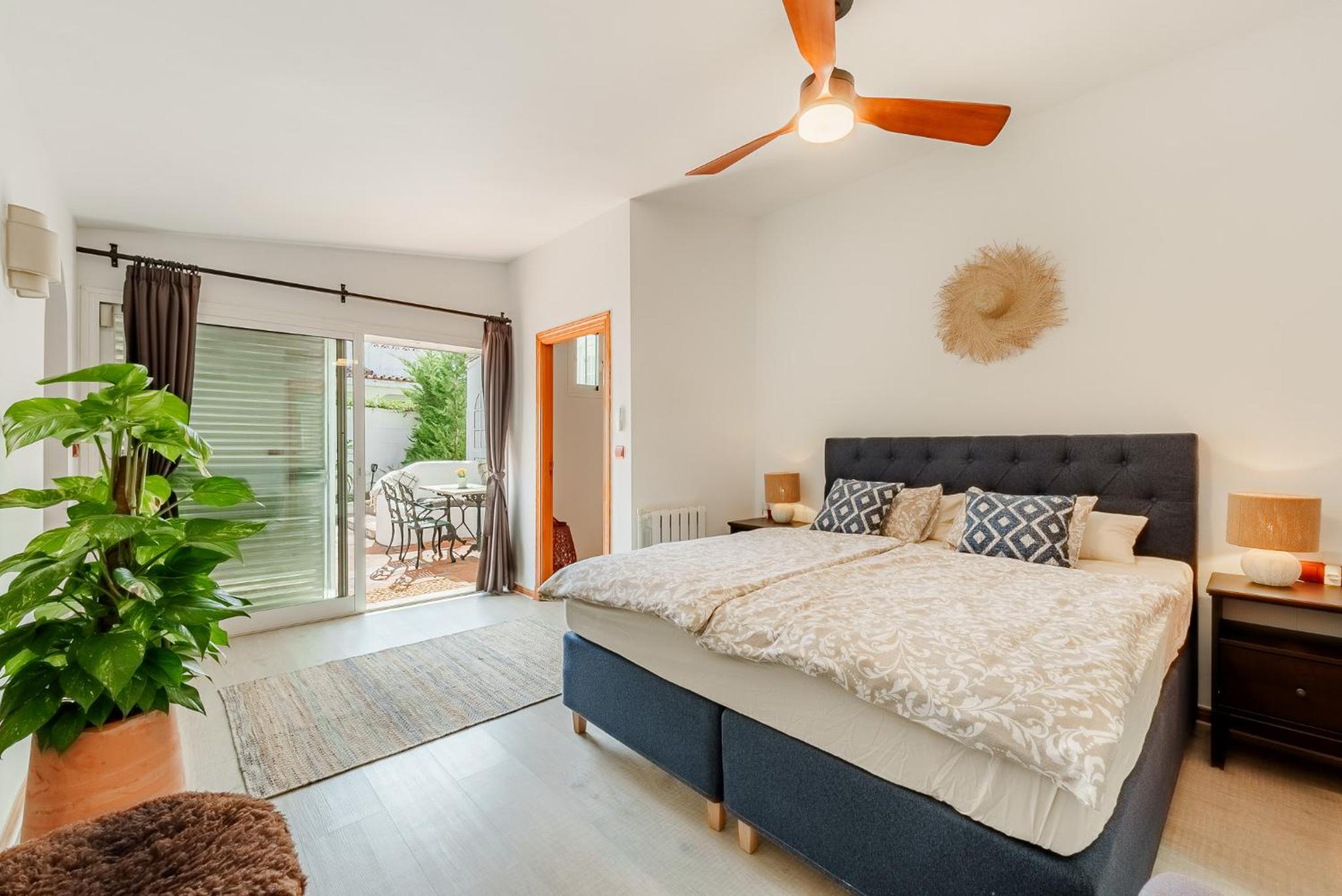 Casa Florita Great Located Beach Side in Marbella