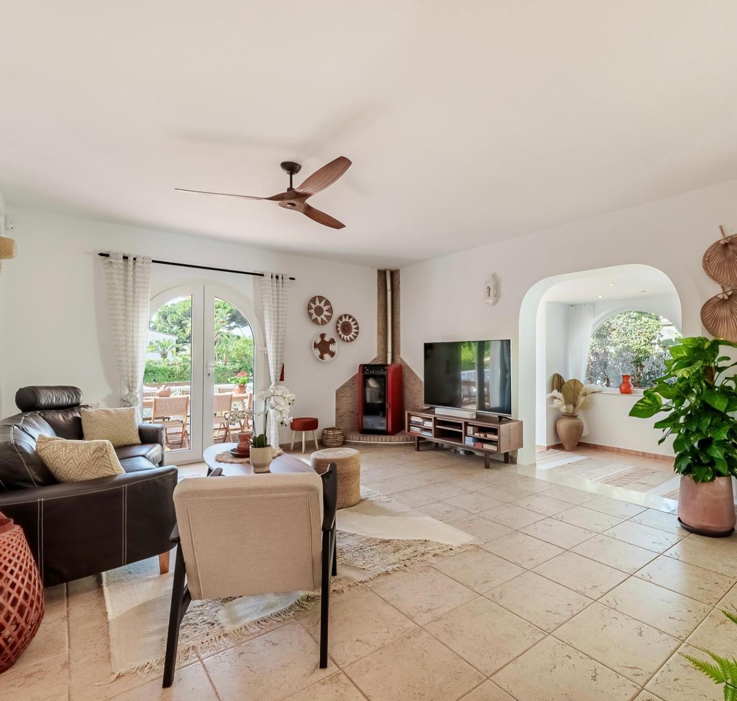 Casa Florita Great Located Beach Side in Marbella