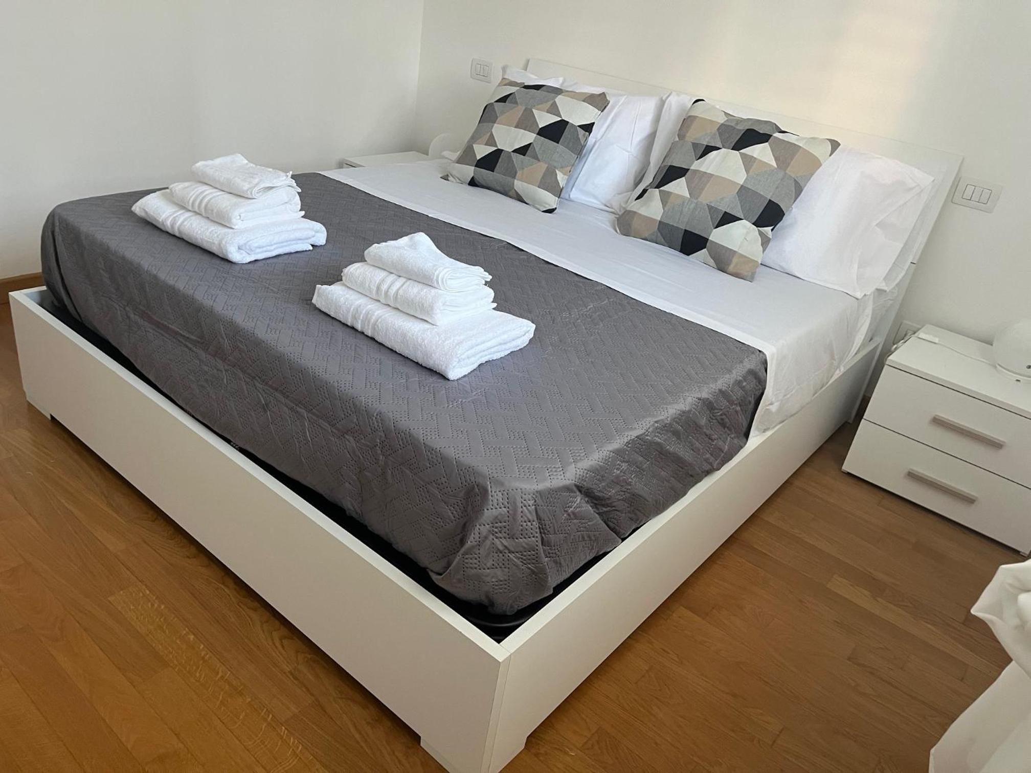 LoveRhome Apartment 3