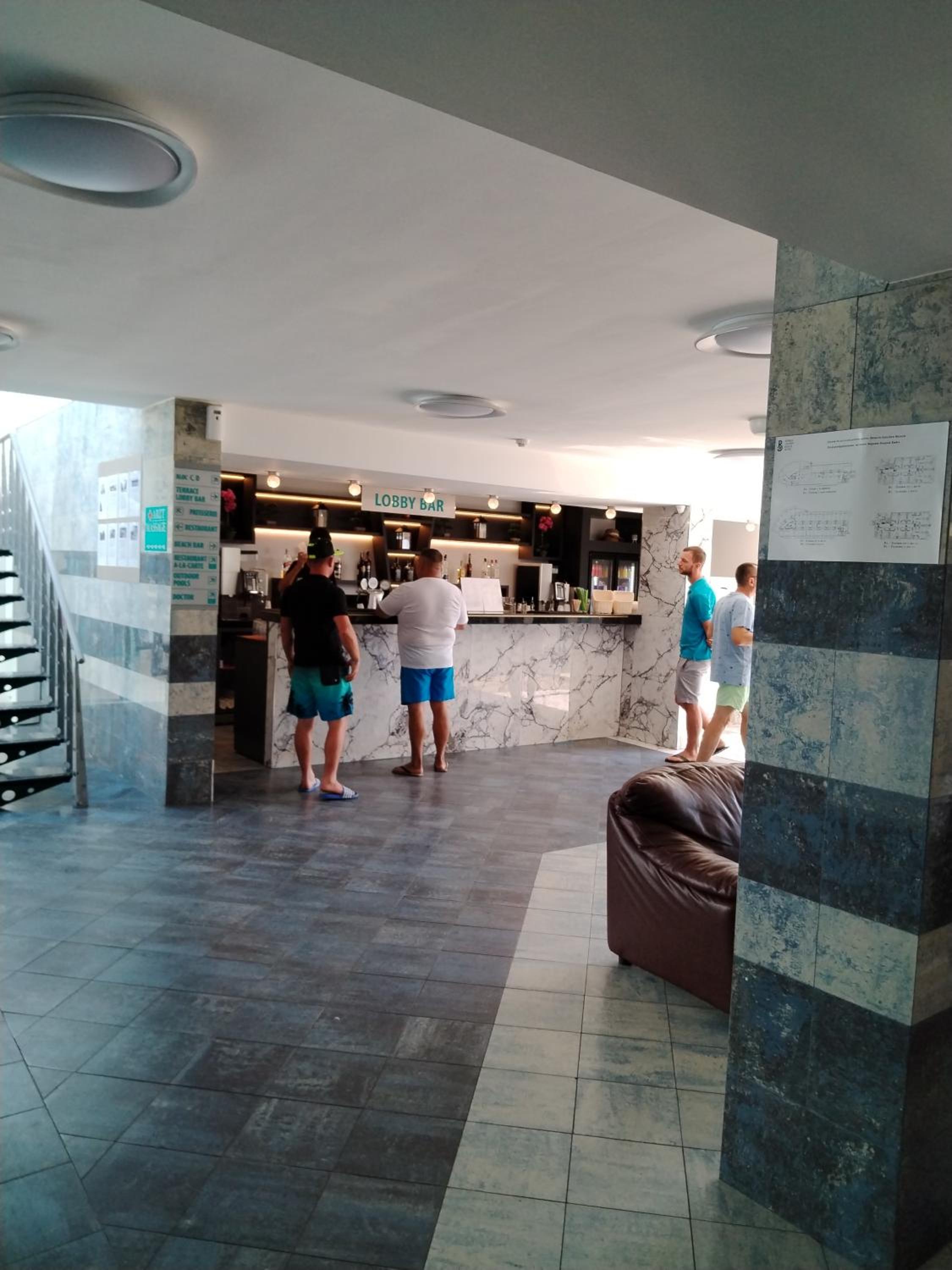 recepcion & lobby