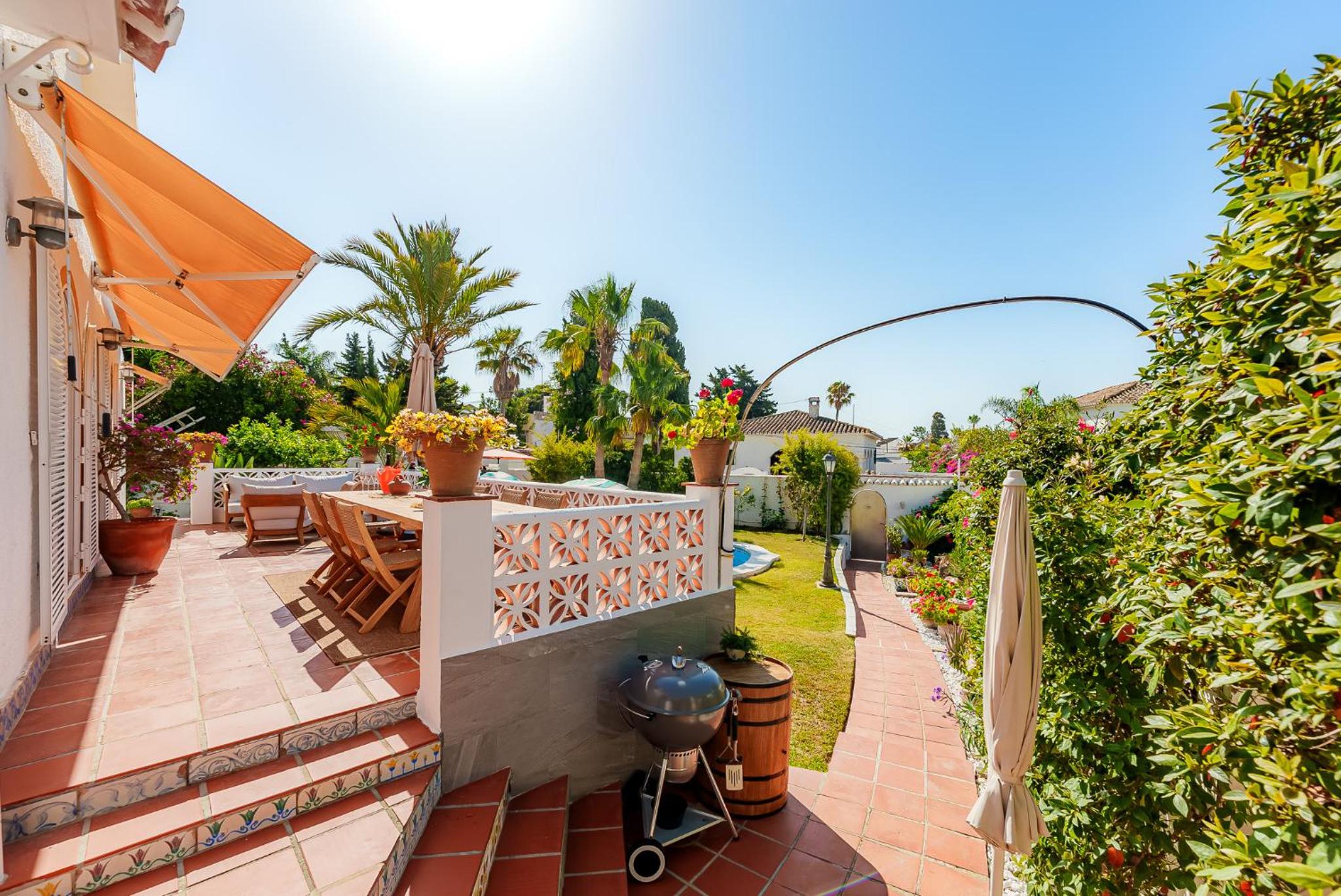 Casa Florita Great Located Beach Side in Marbella