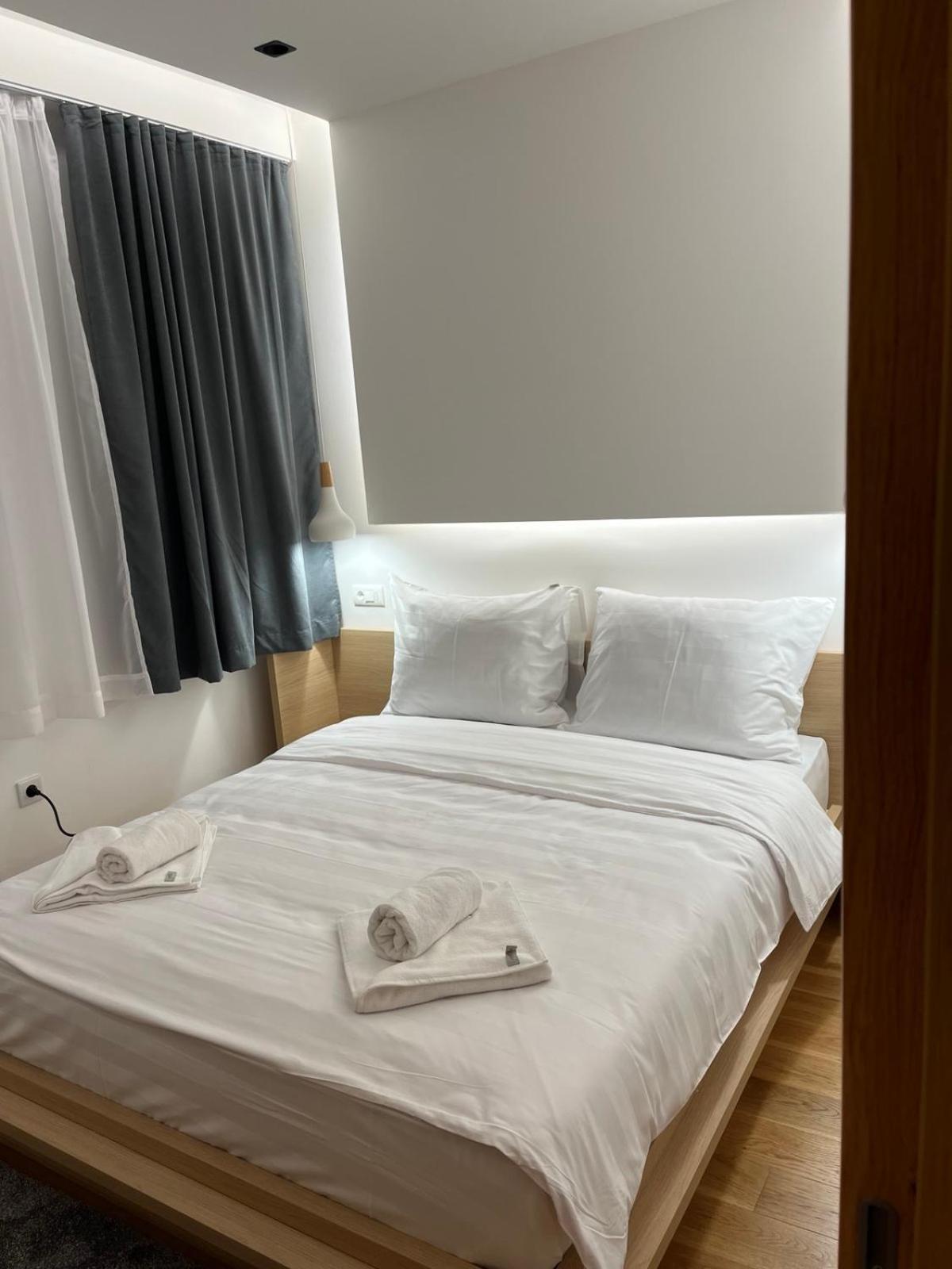 Apartman 404 Zlatni javor