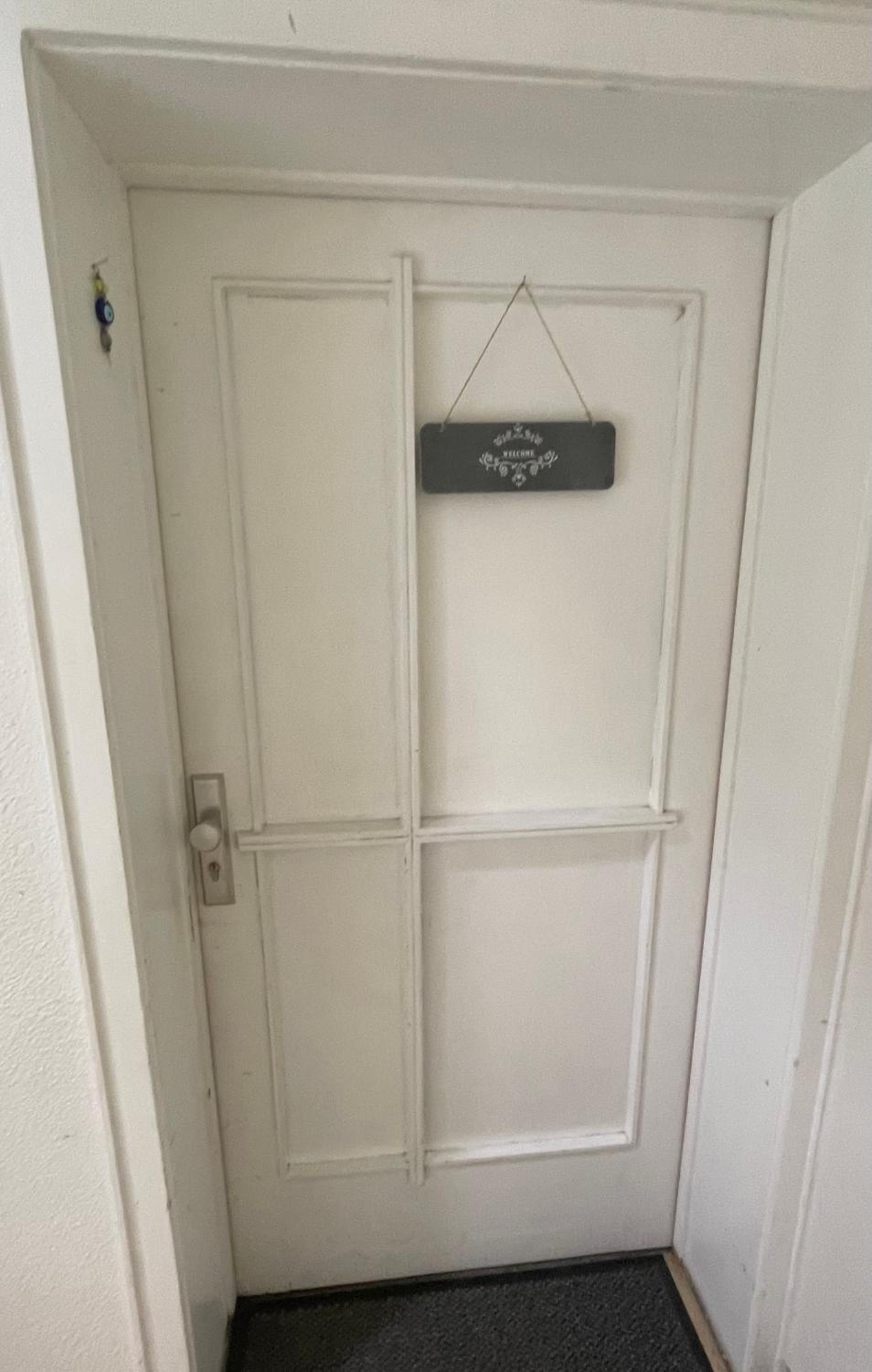 Luminous apartment in Kehl near Strasbourg, conveniently located next to a tram stop with direct access to Strasbourg city centre